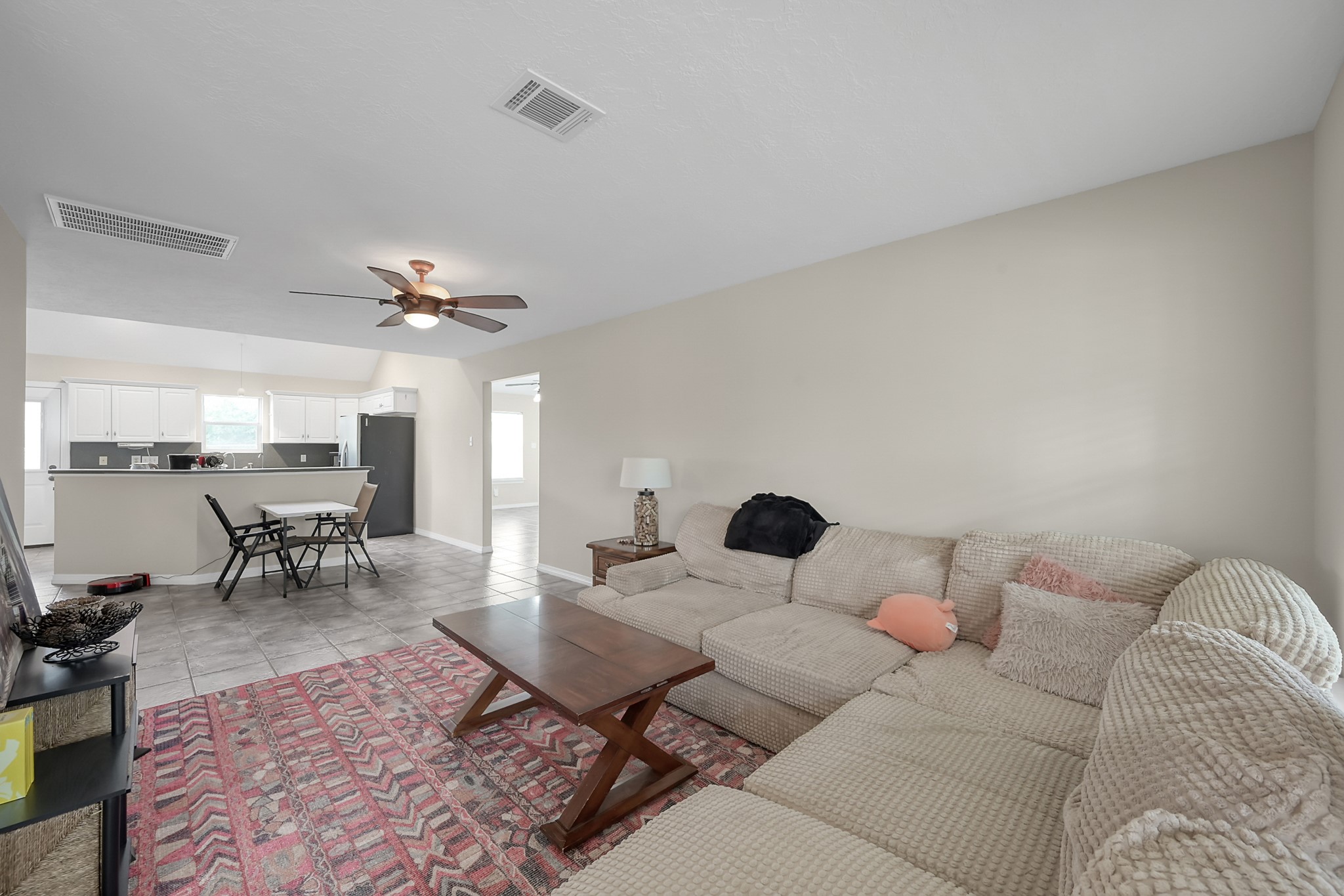 12102 Mustang Avenue Property Photo 5