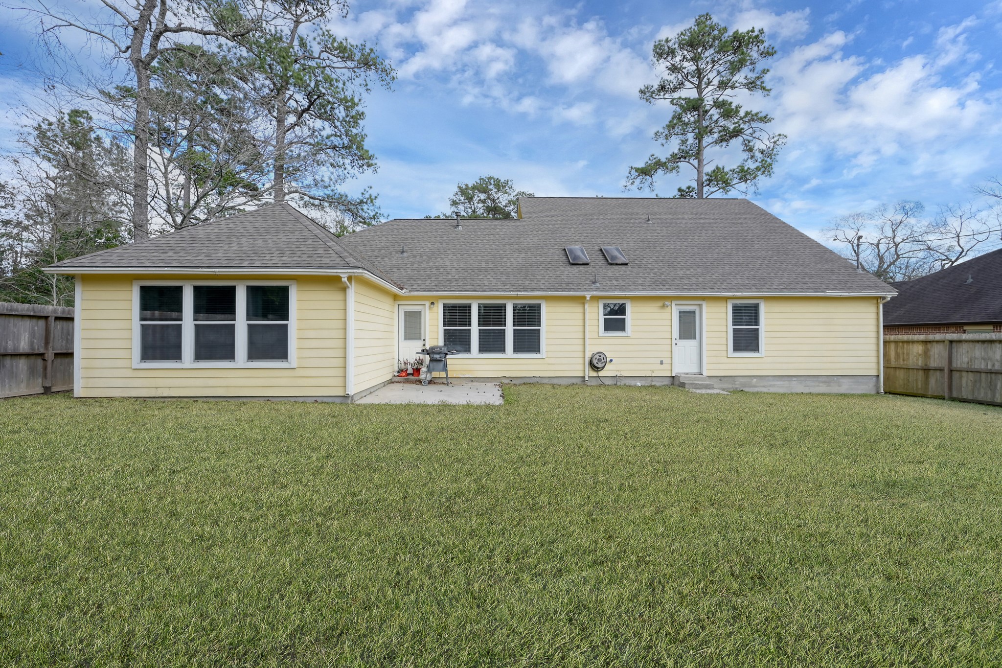 12102 Mustang Avenue Property Photo 22