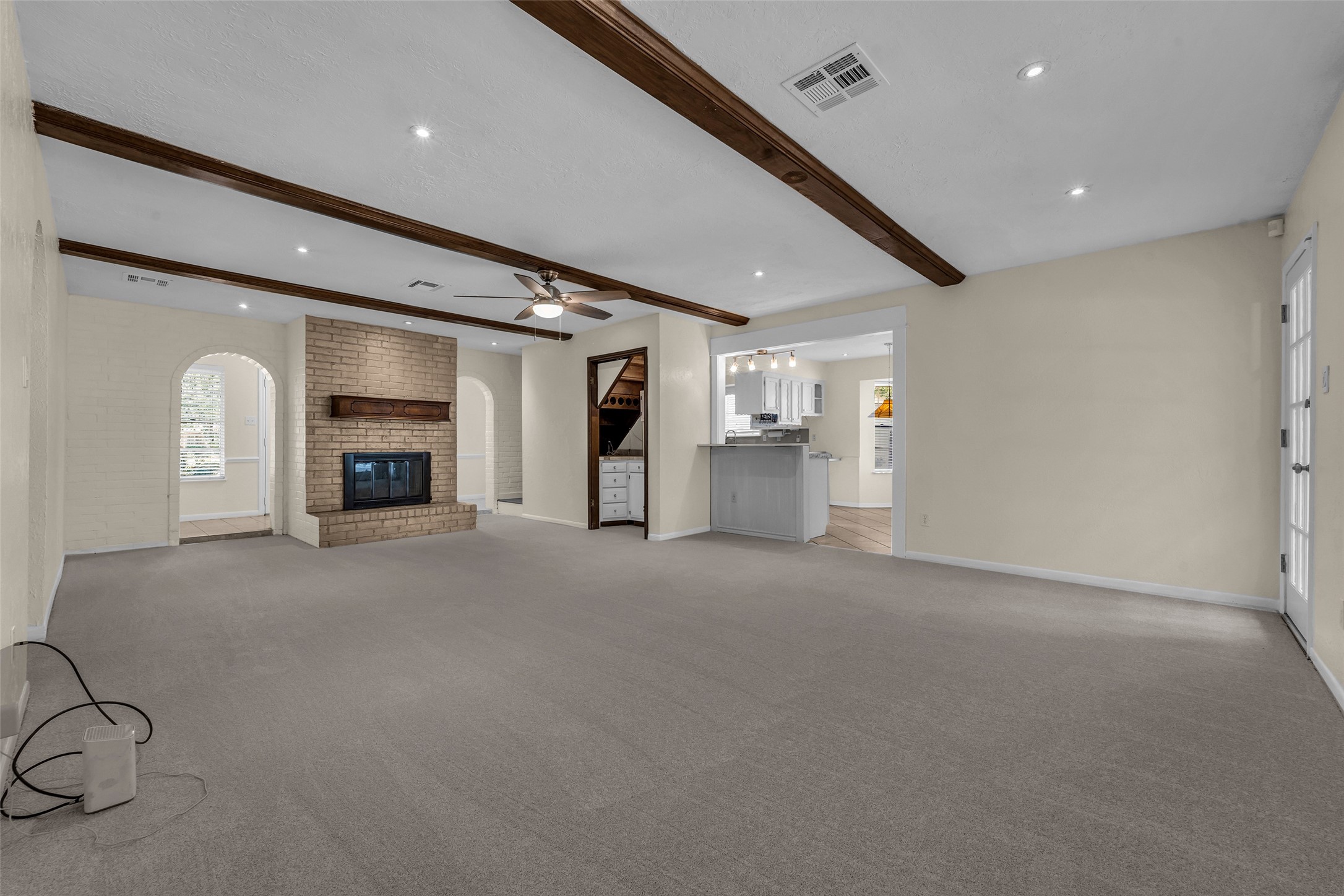 8043 Zimmermann Drive Property Photo 4