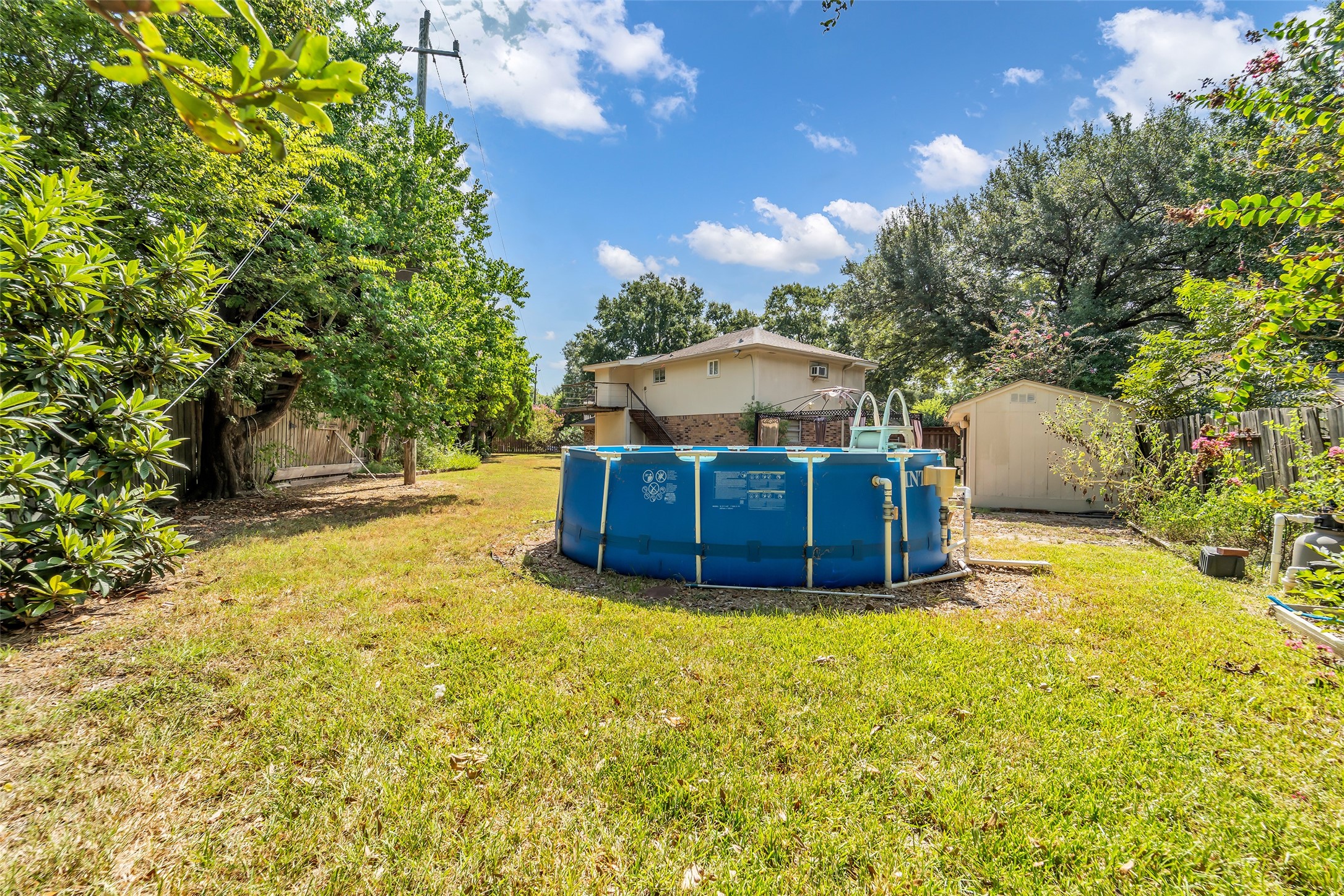 8043 Zimmermann Drive Property Photo 6