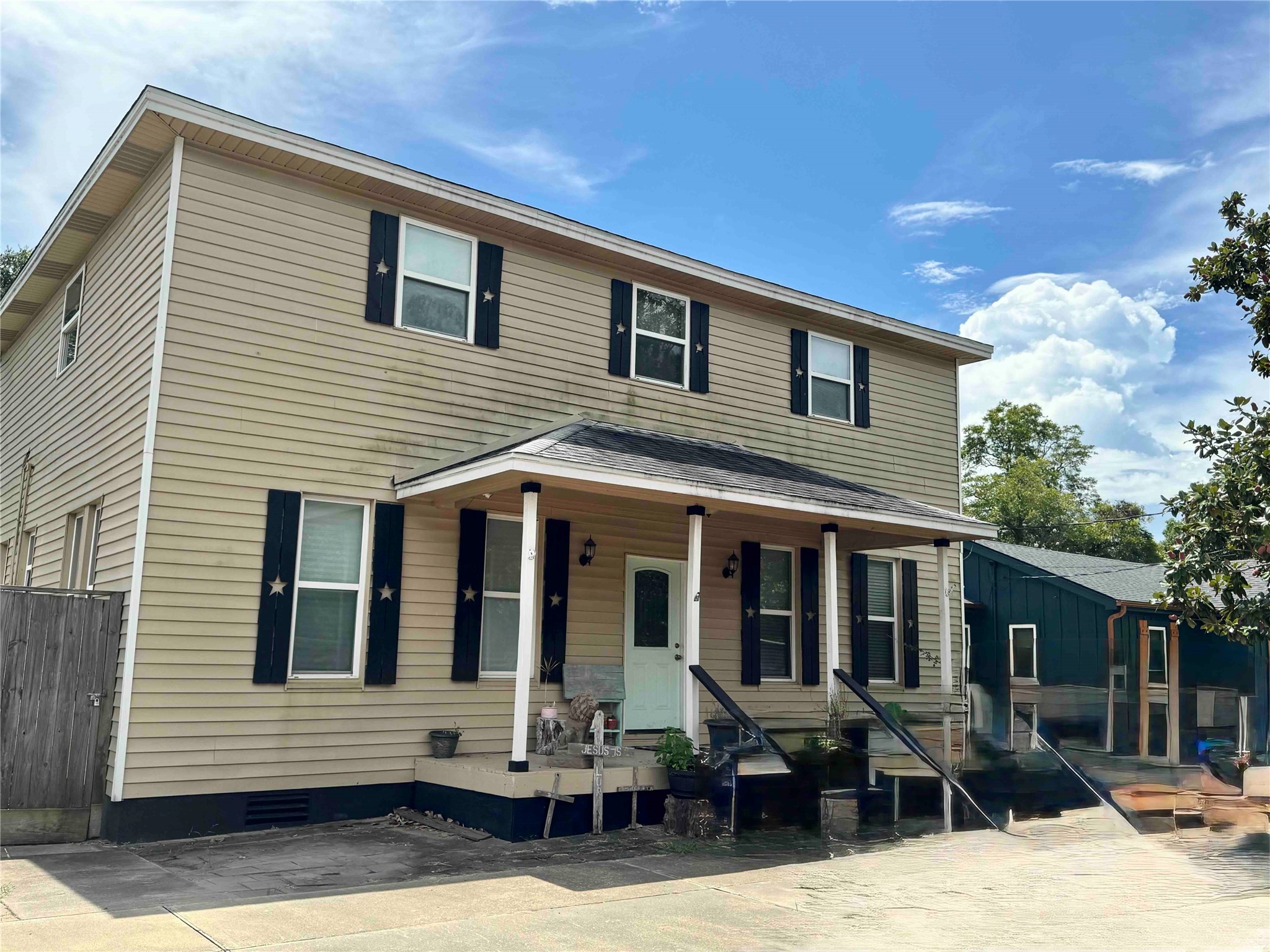 11939 11th Street Property Photo 1