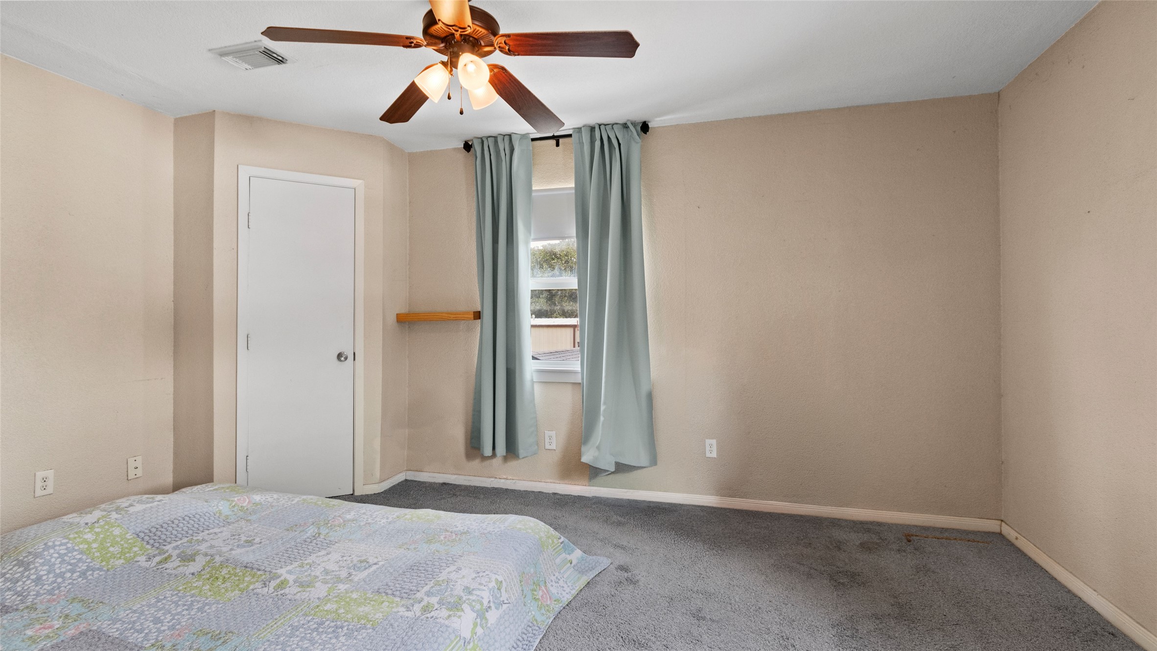 11939 11th Street Property Photo 18