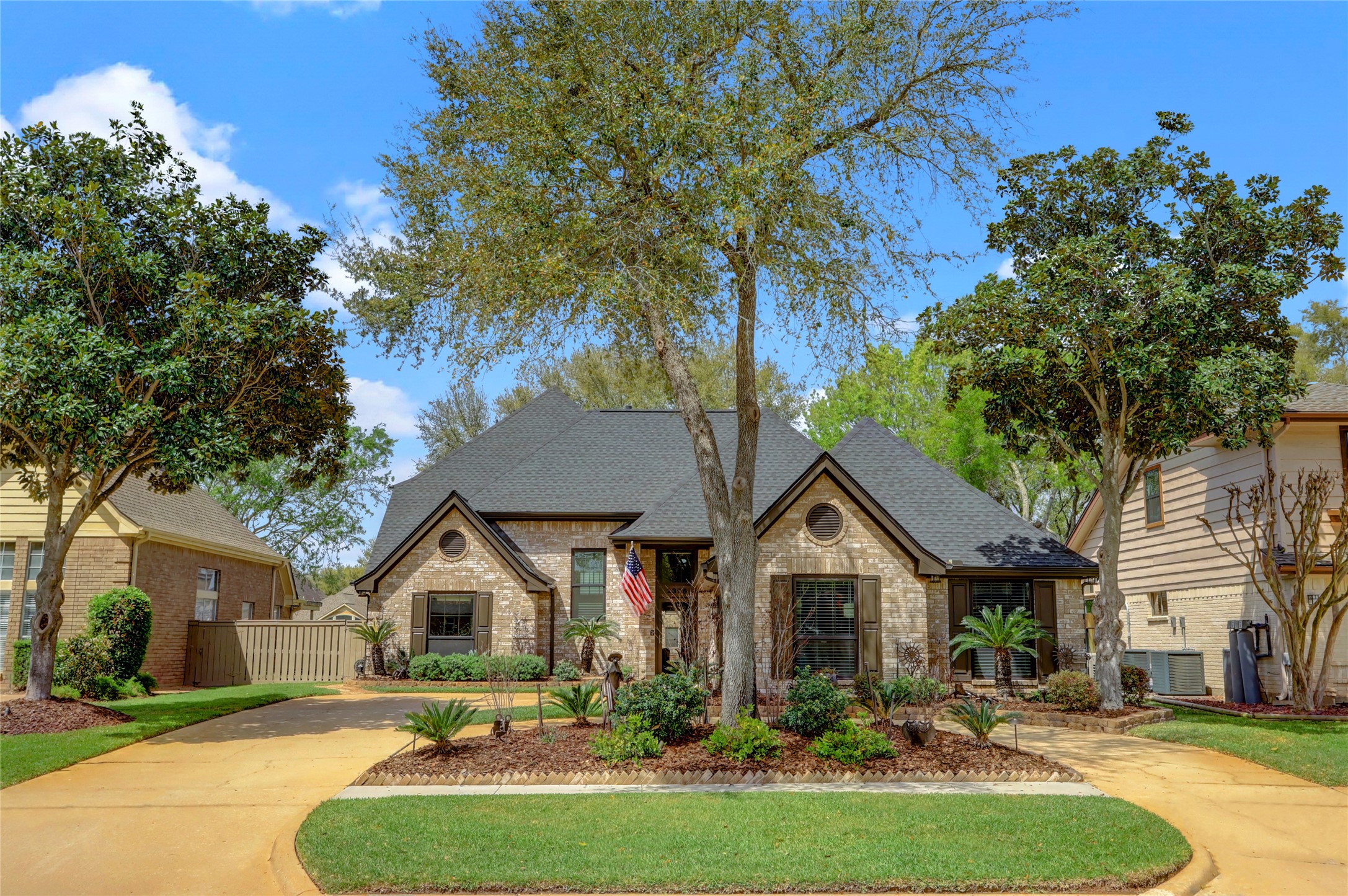 2306 Planters Street Property Photo