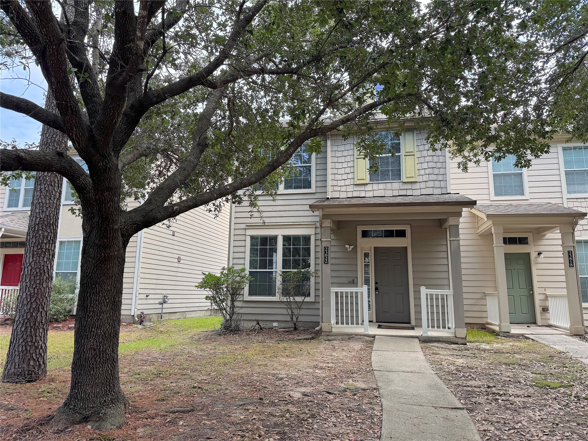 23822 Single Oak Street Property Photo 1