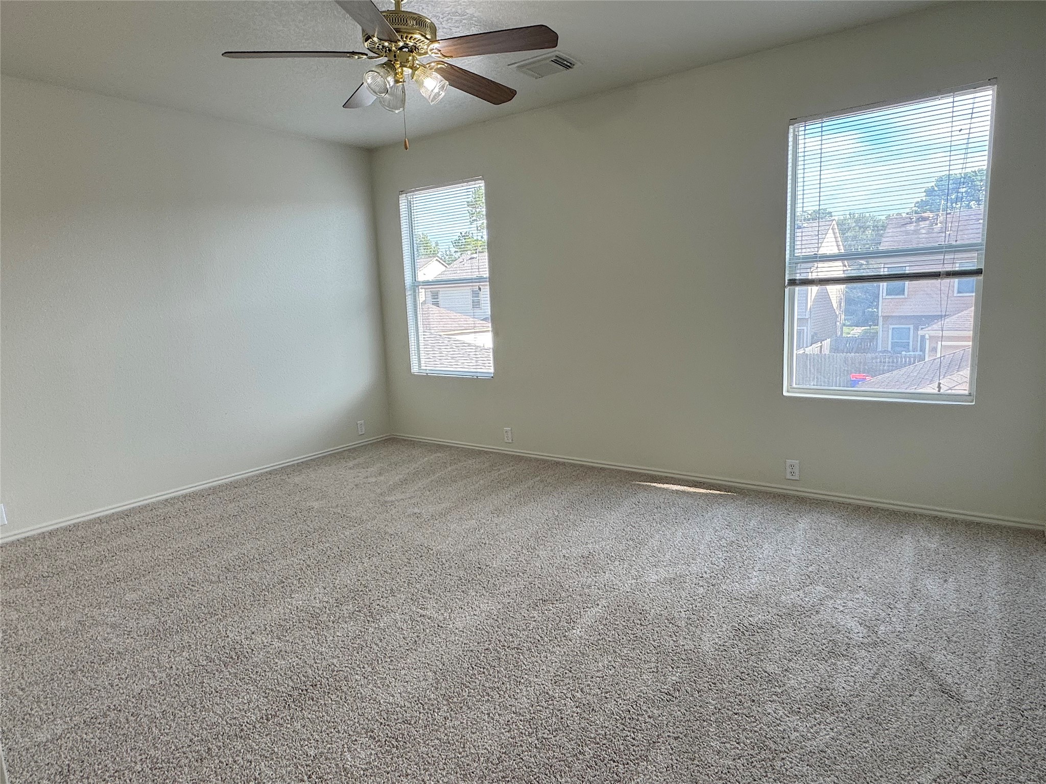 23822 Single Oak Street Property Photo 5
