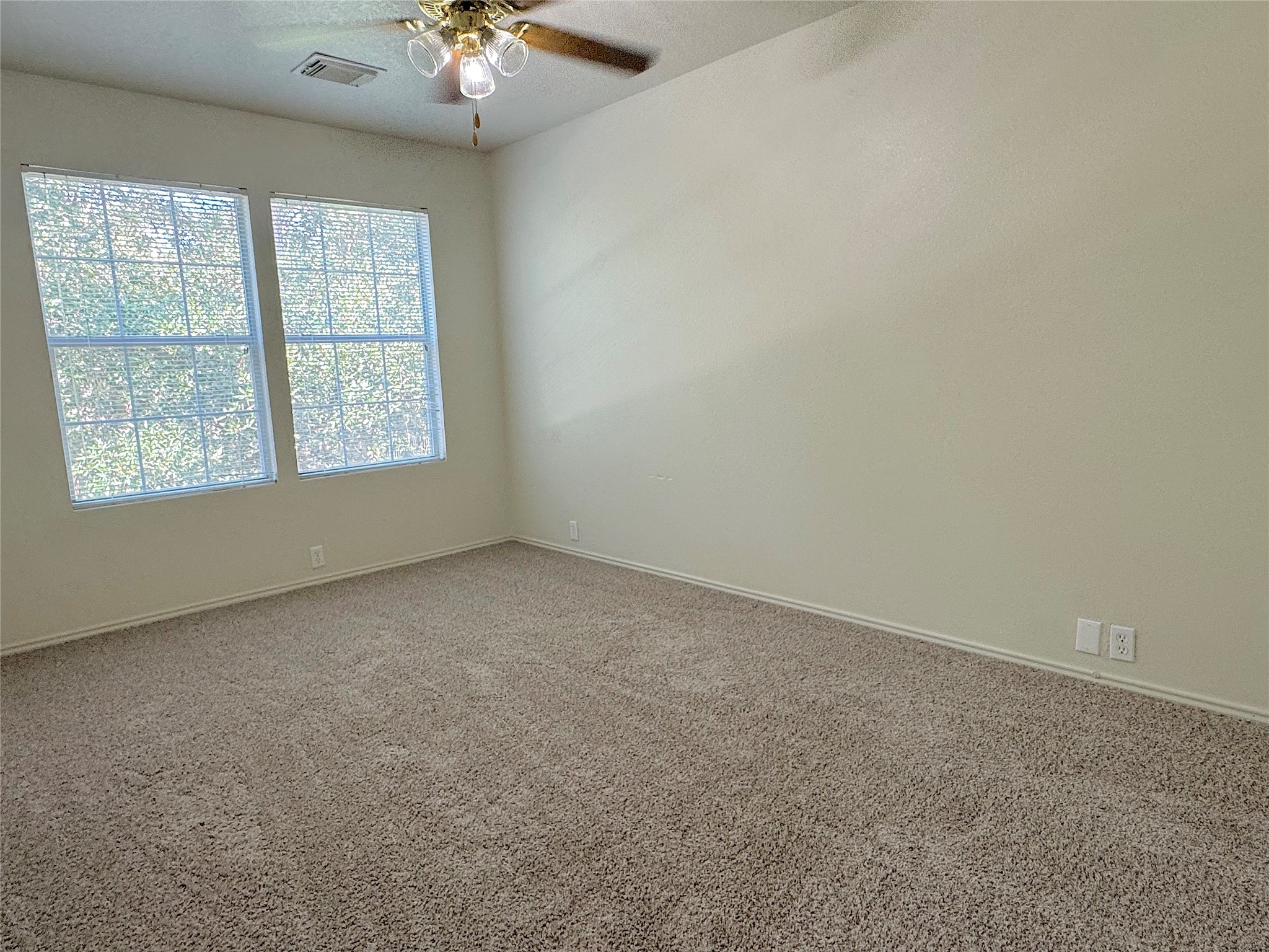 23822 Single Oak Street Property Photo 7