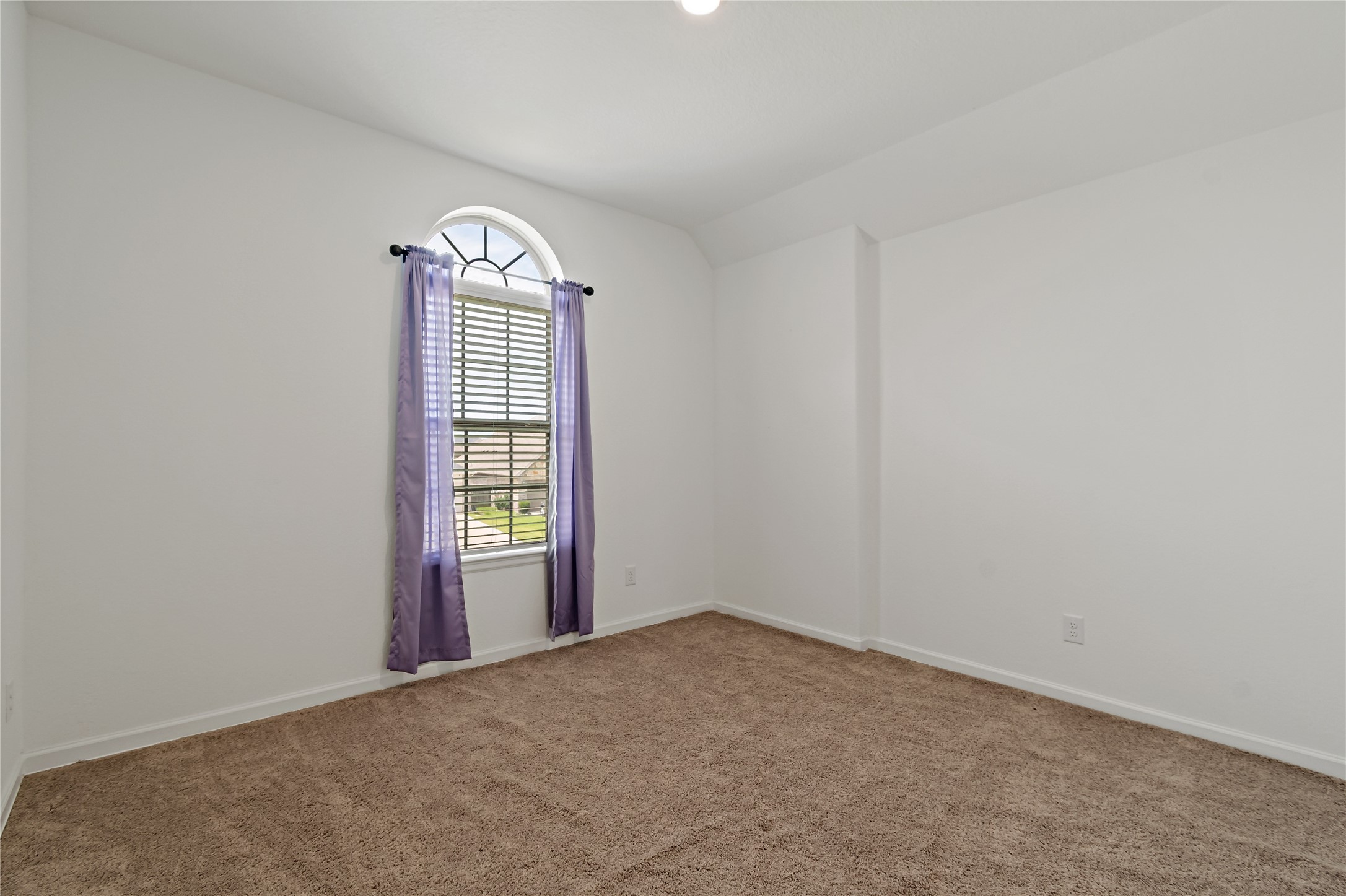 14010 Hartford Heights Way Property Photo 14
