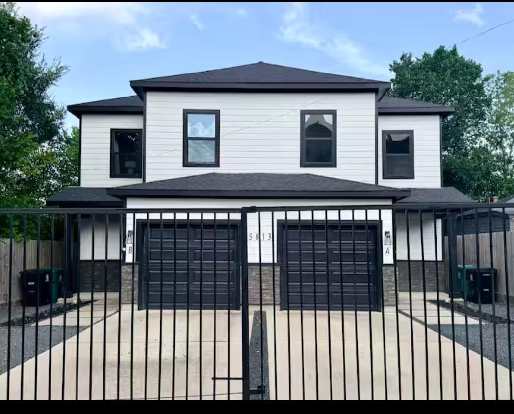 5813 England Street B Property Photo 1