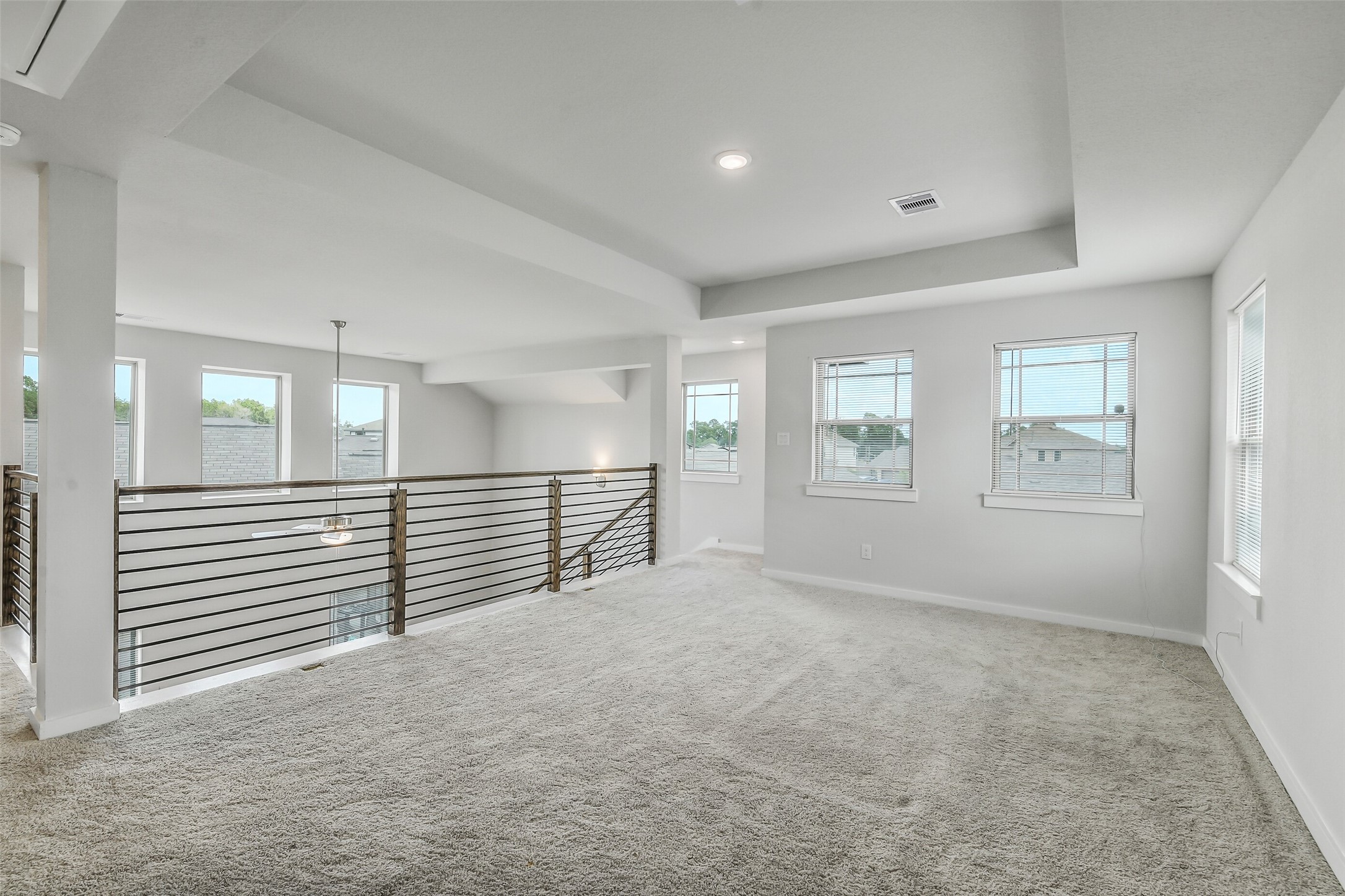 2734 Pheasant Hill Court Property Photo 5