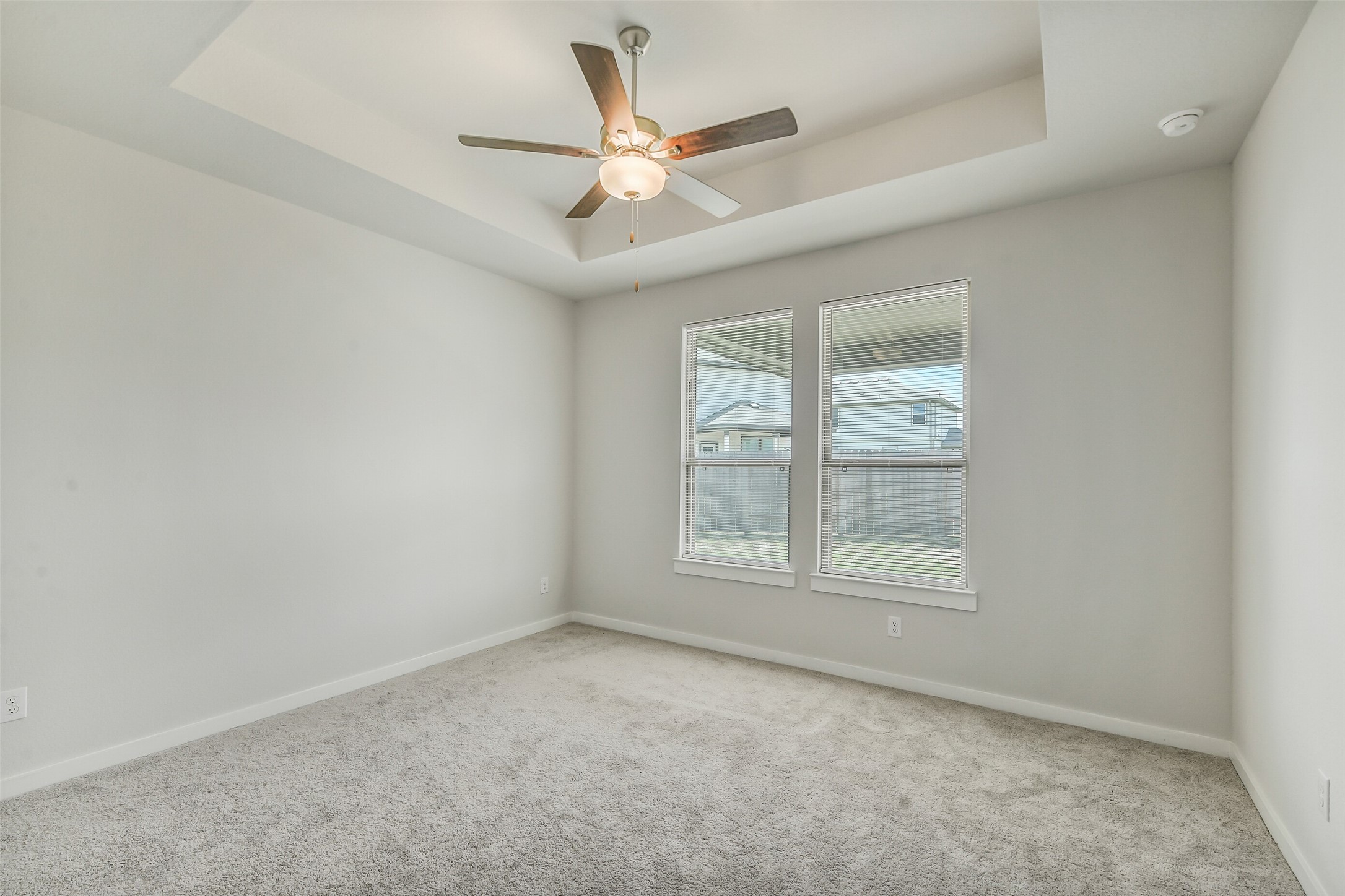 2734 Pheasant Hill Court Property Photo 16