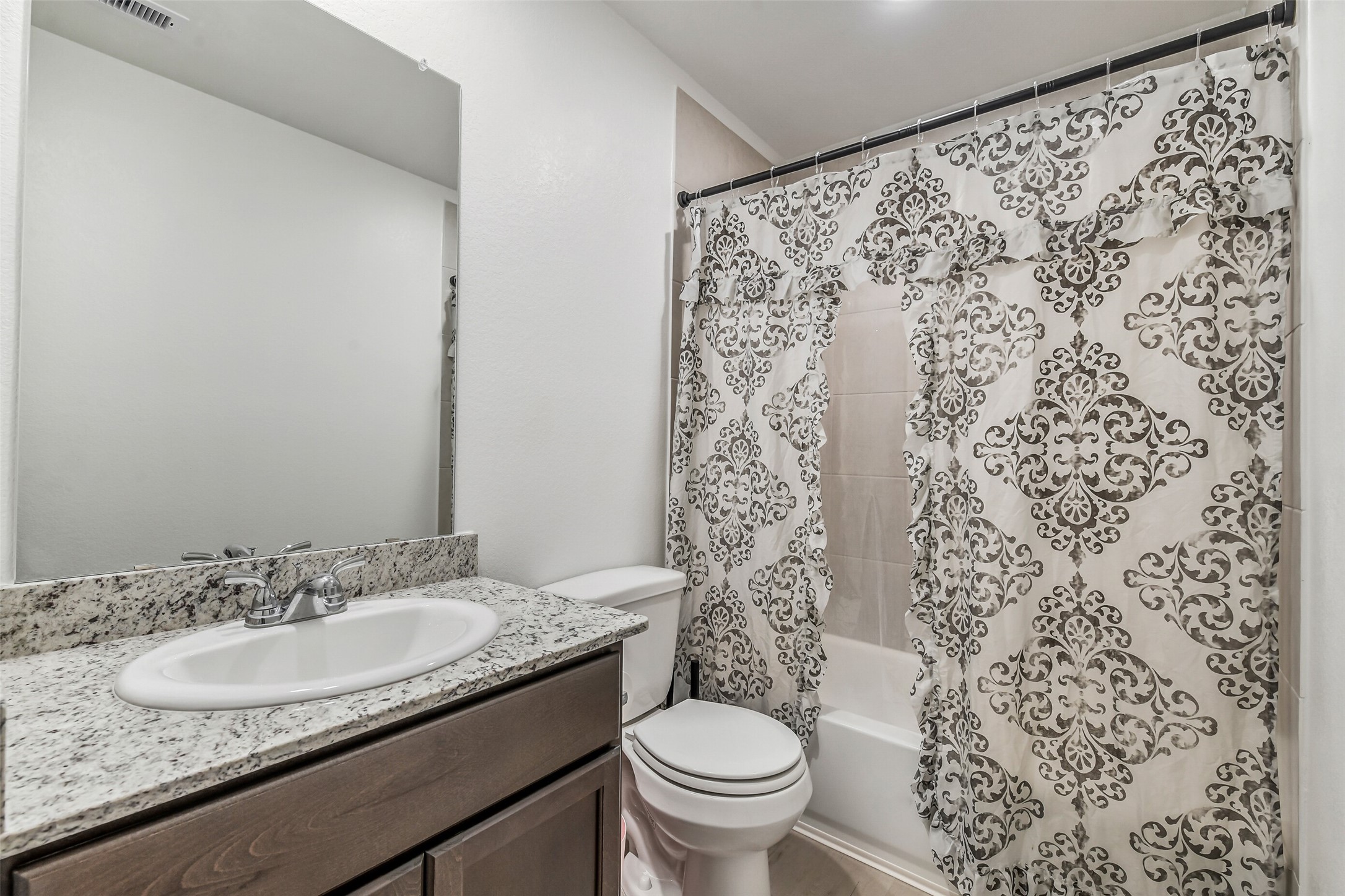2734 Pheasant Hill Court Property Photo 25