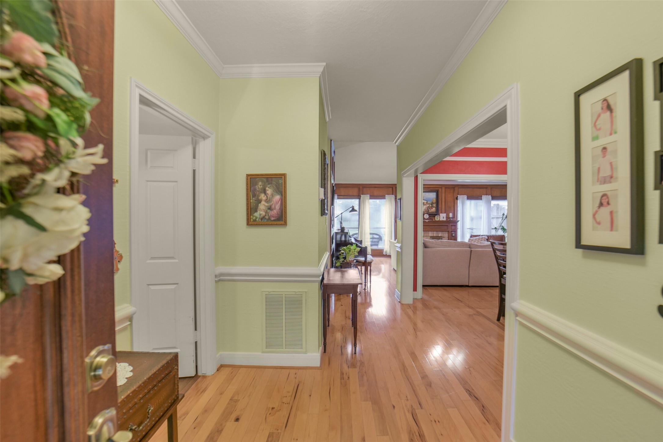 7418 W Suddley Castle Street Property Photo 2