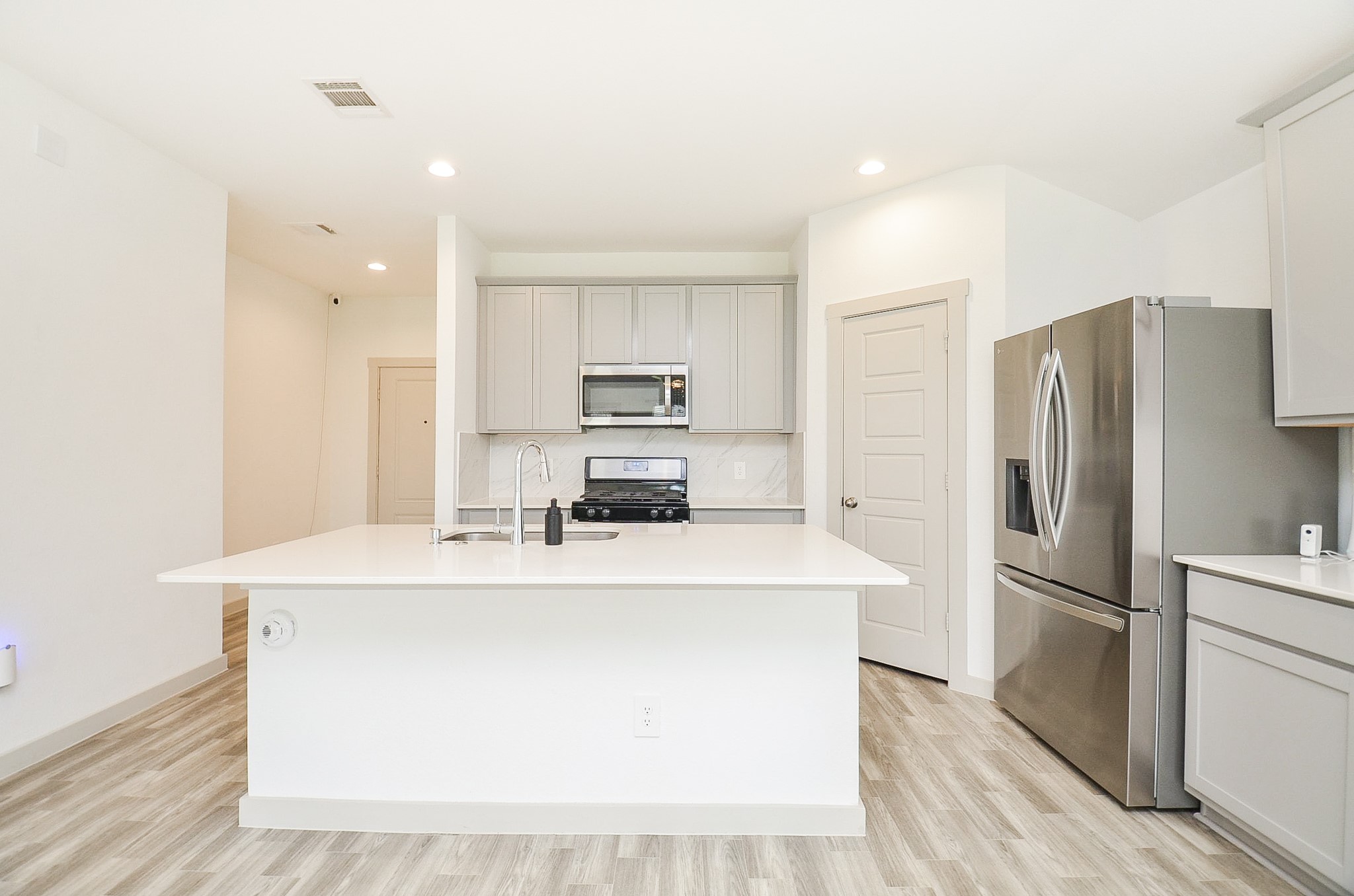 7823 Brushwood Drive Property Photo 8