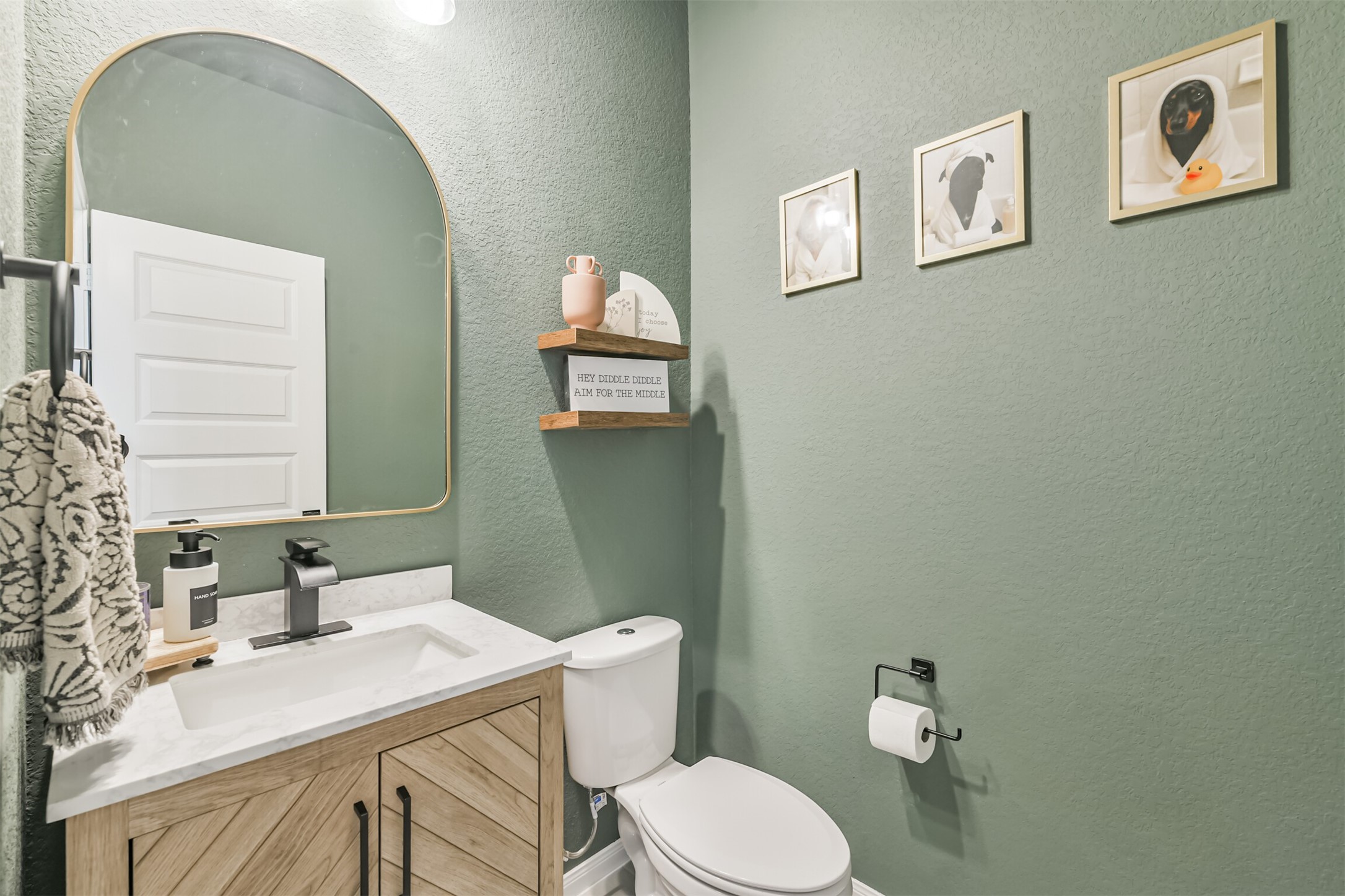 18488 Sunrise Maple Drive Property Photo 22