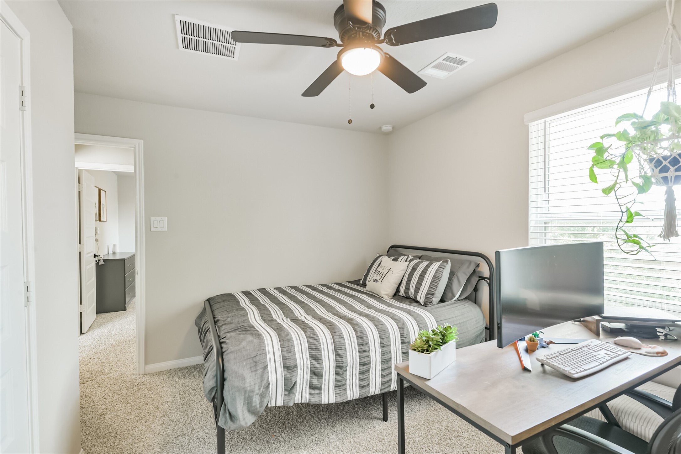 18488 Sunrise Maple Drive Property Photo 34