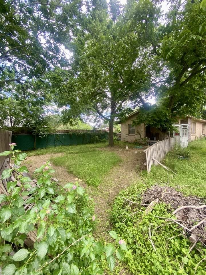 645 & 643 N Monroe Street Property Photo 6