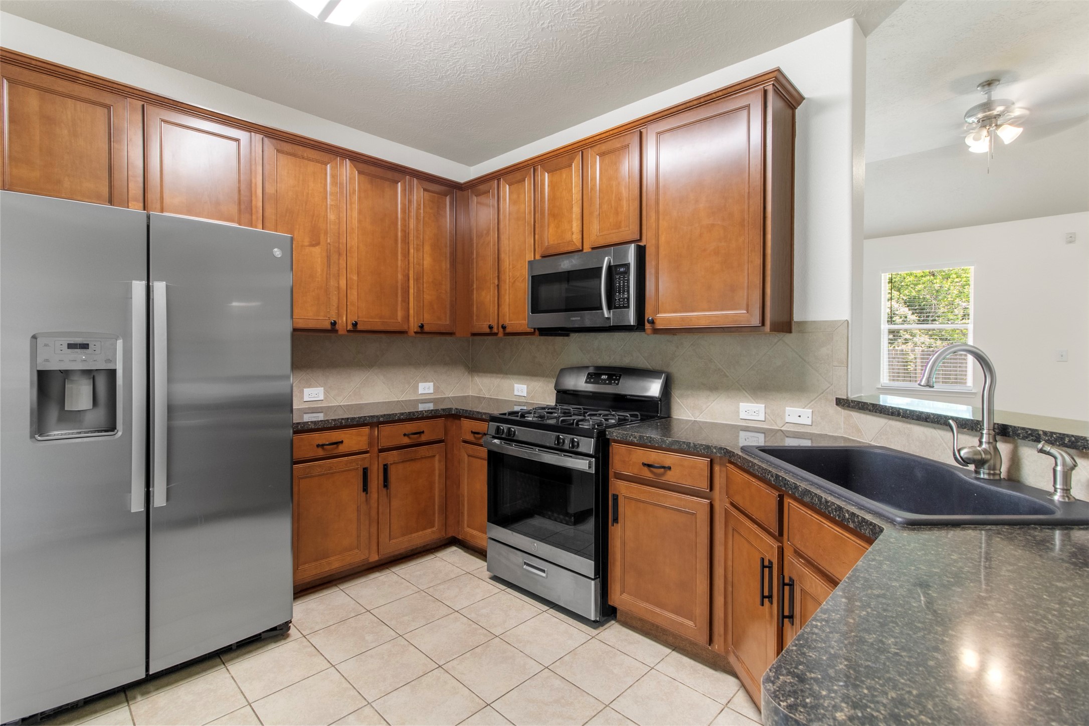 16511 River Wood Court Property Photo 8