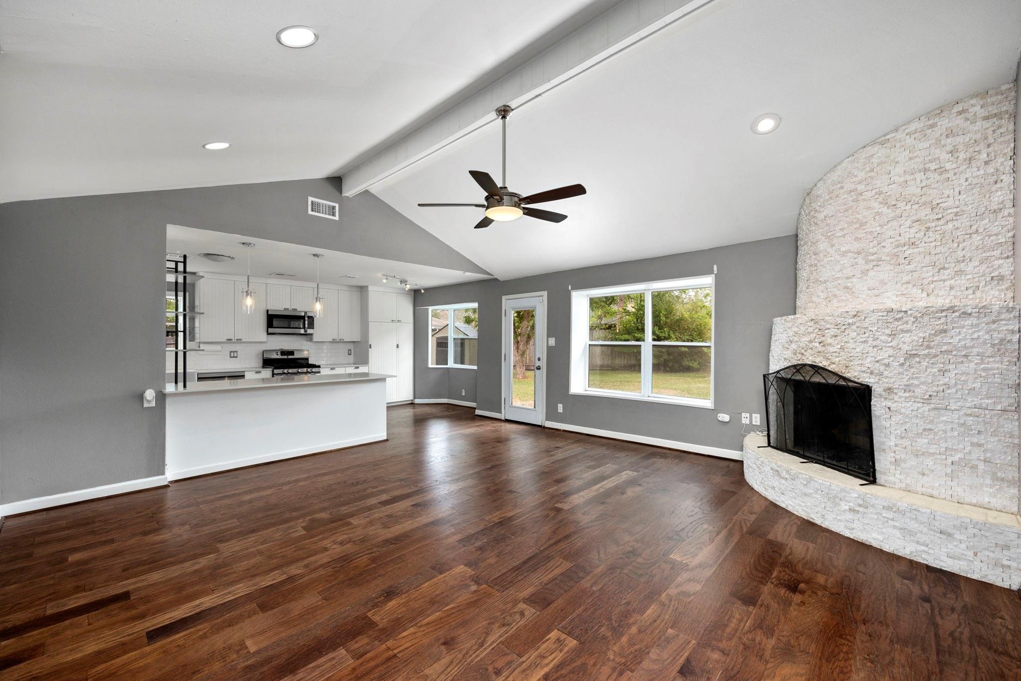 12307 Nova Court Property Photo 5
