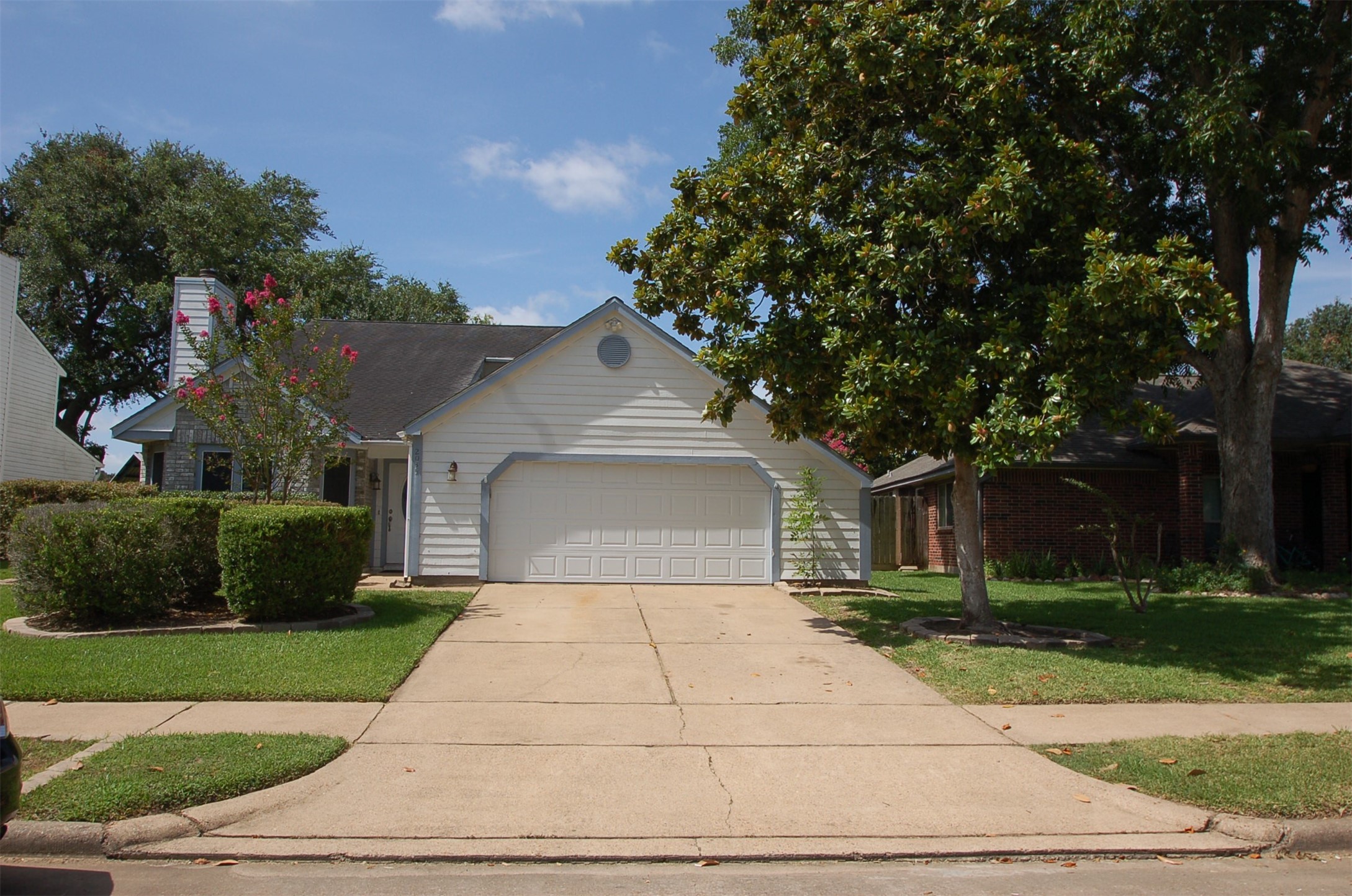 2035 Old Dixie Drive Property Photo 1