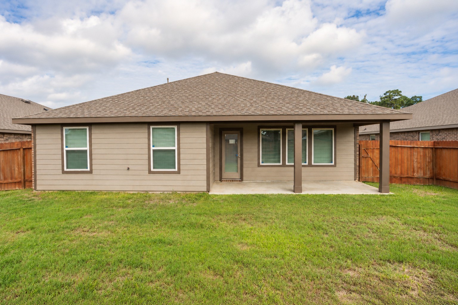 6745 Riplee Street Property Photo 2