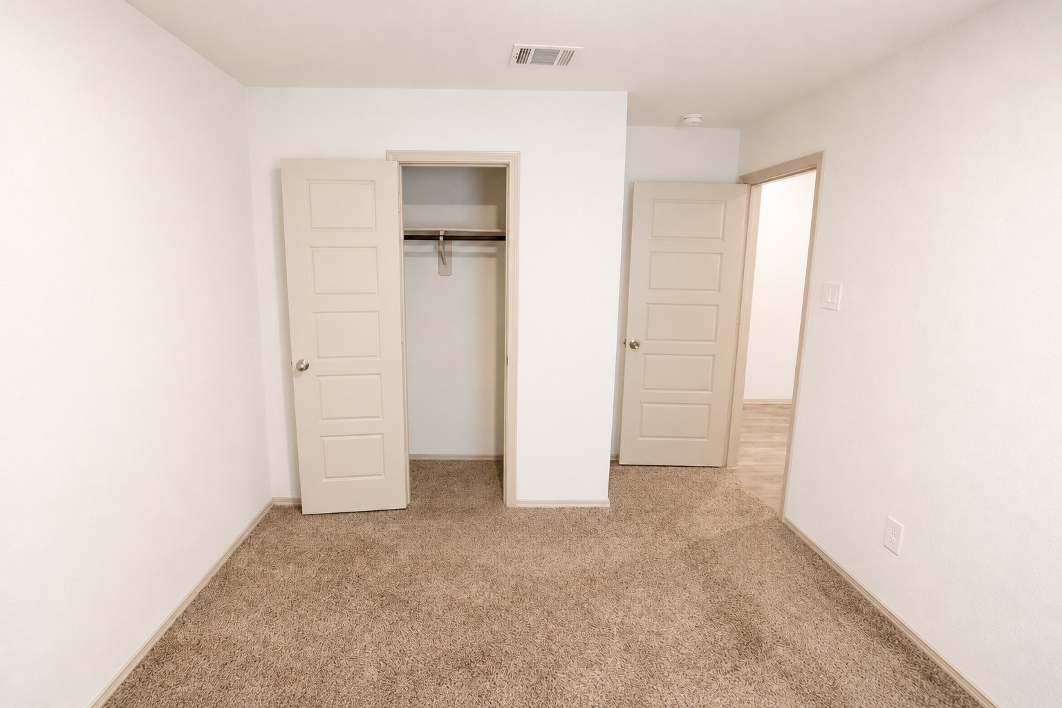 6745 Riplee Street Property Photo 8