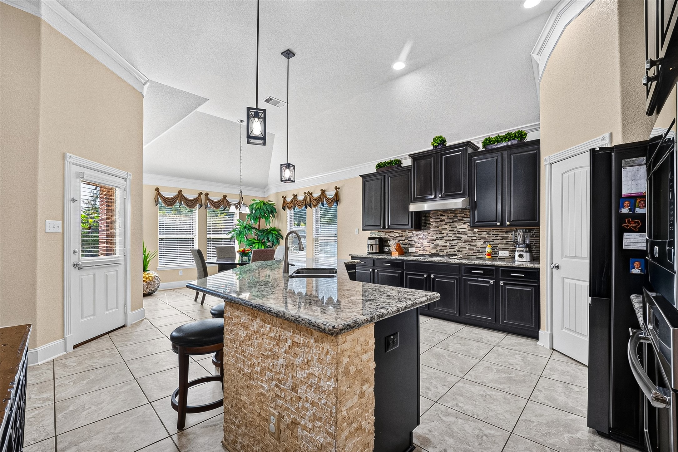 2624 Holbrook Springs Lane Property Photo 15