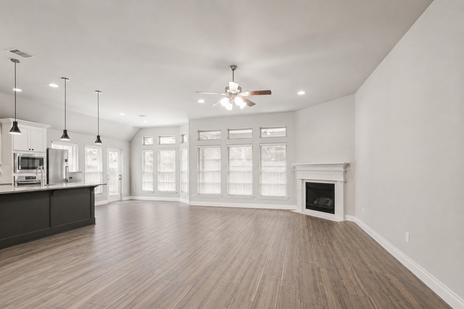 23649 Sage Villa Drive Property Photo 12