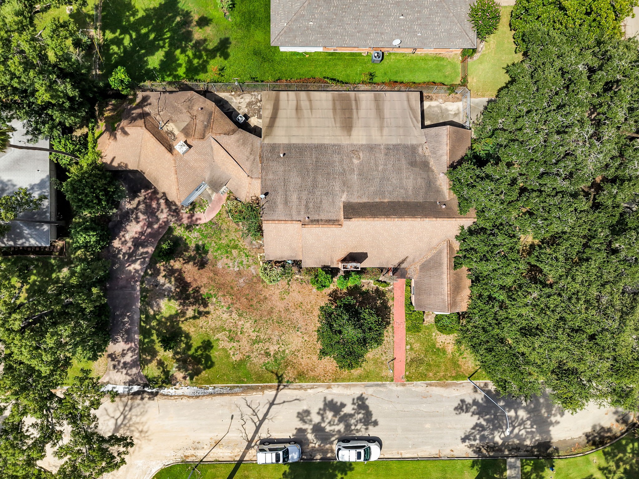 4425 Laurel Drive Property Photo 4