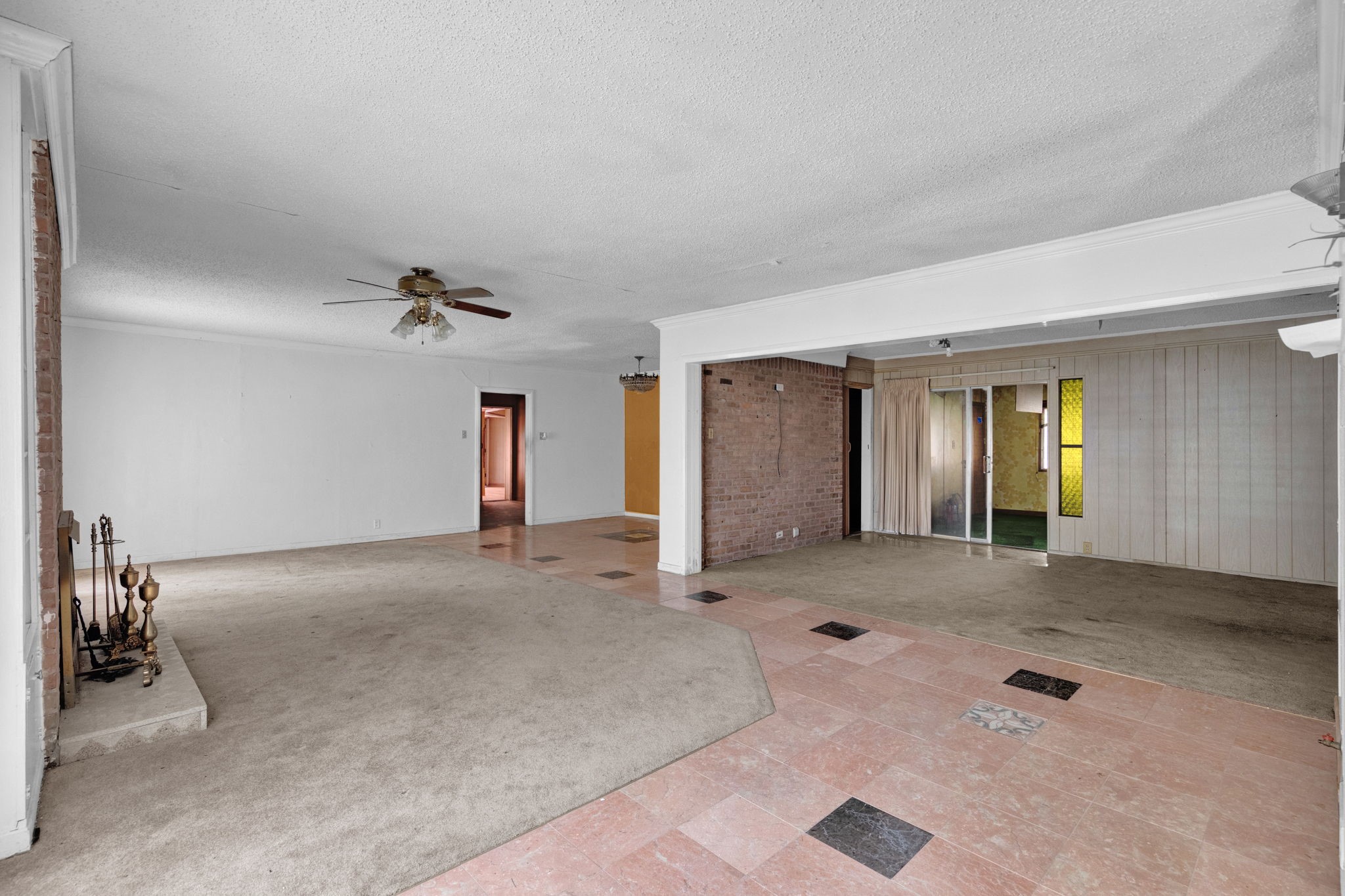 4425 Laurel Drive Property Photo 6