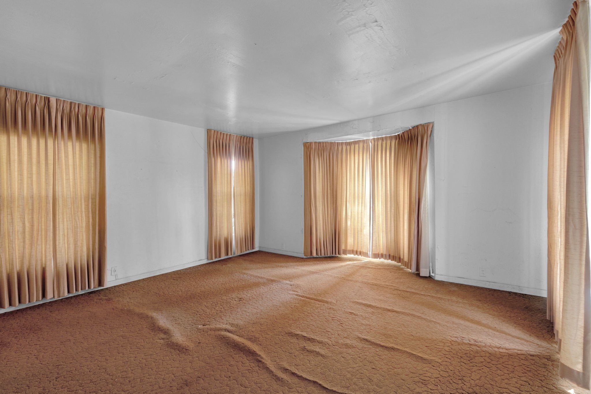 4425 Laurel Drive Property Photo 14