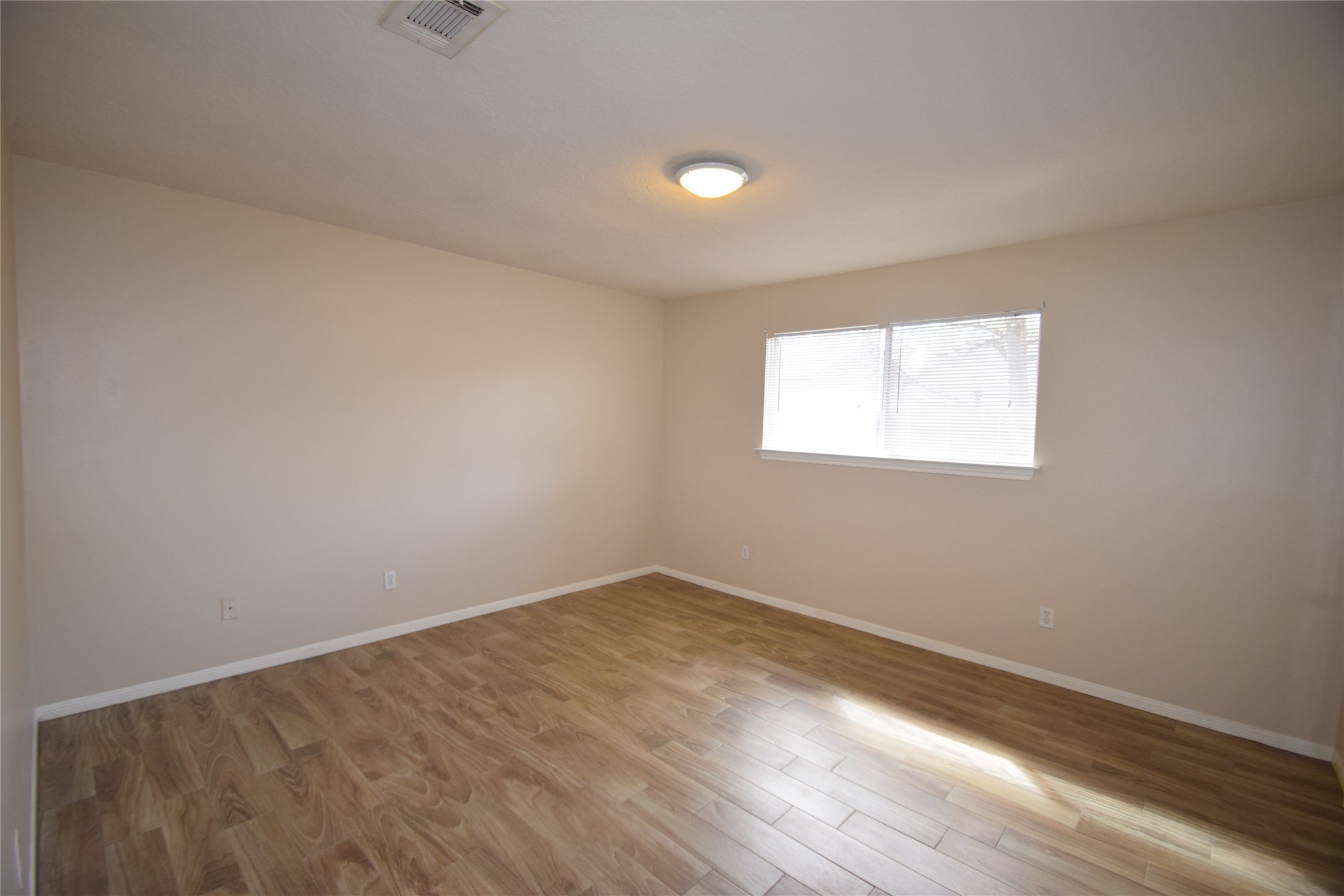 1006 Grand Junction Drive Property Photo 24