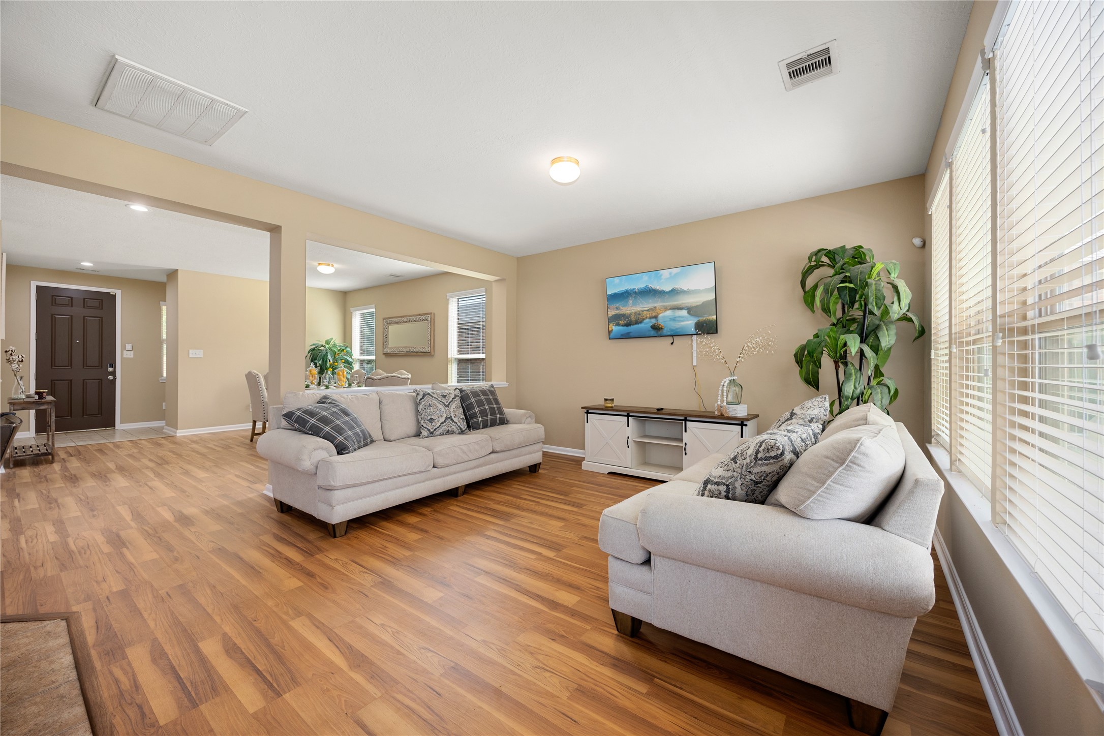 22414 Bellwick Ridge Lane Property Photo 5
