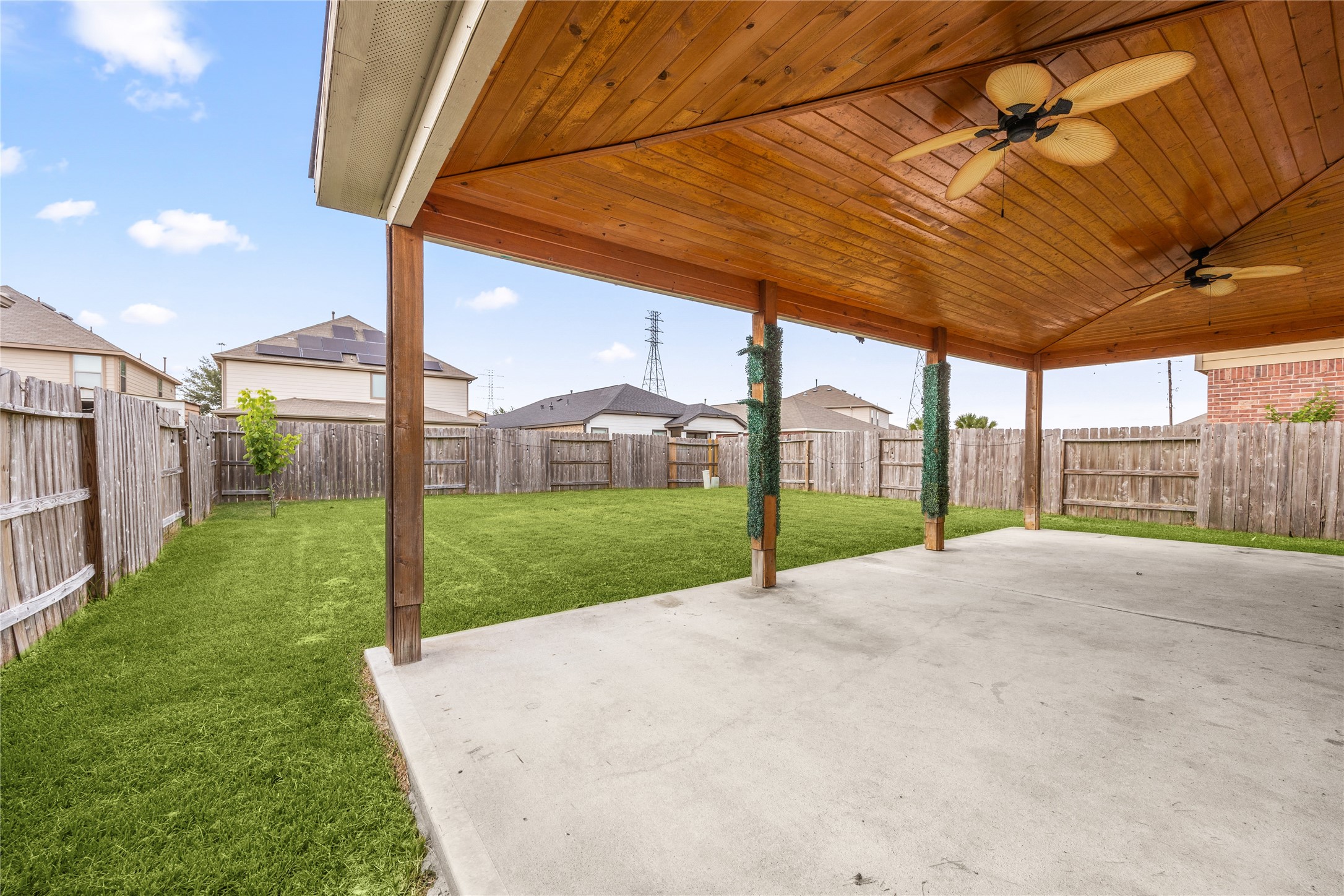 22414 Bellwick Ridge Lane Property Photo 19
