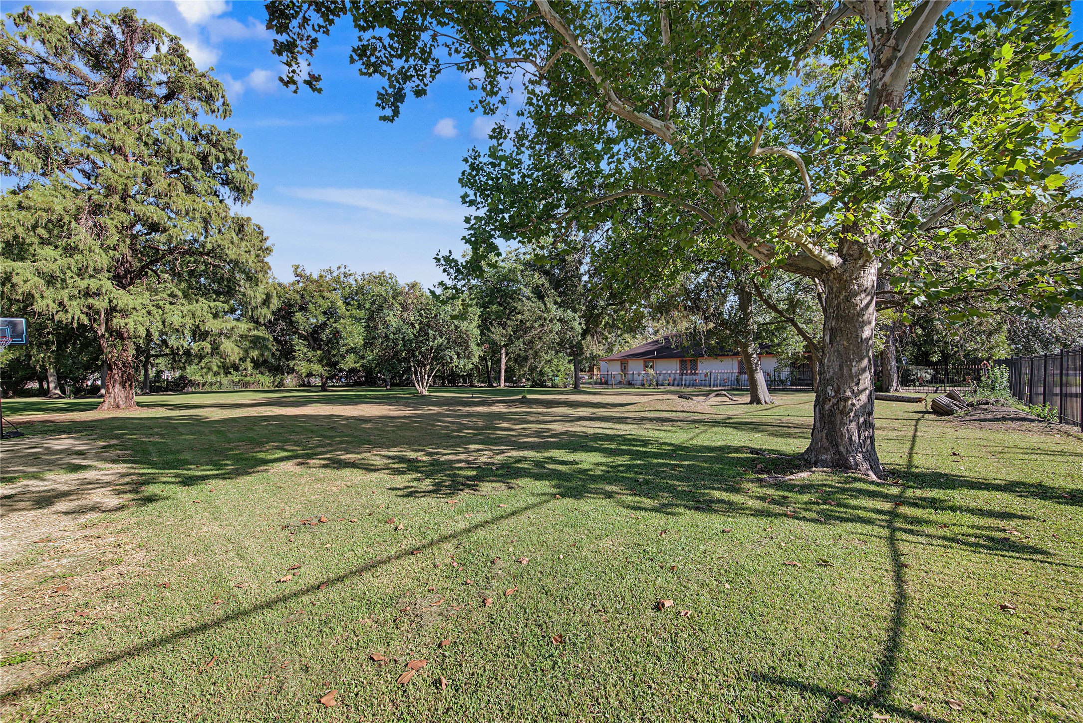 5706 Kashmere Street Property Photo 6