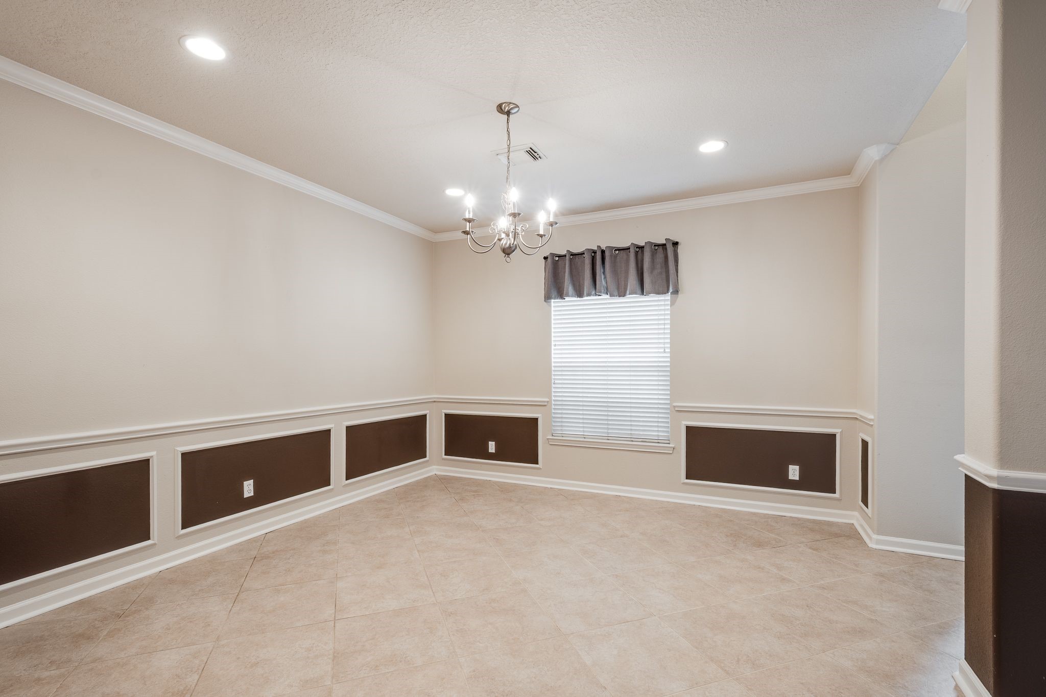 619 Harbor Mist Drive Property Photo 7