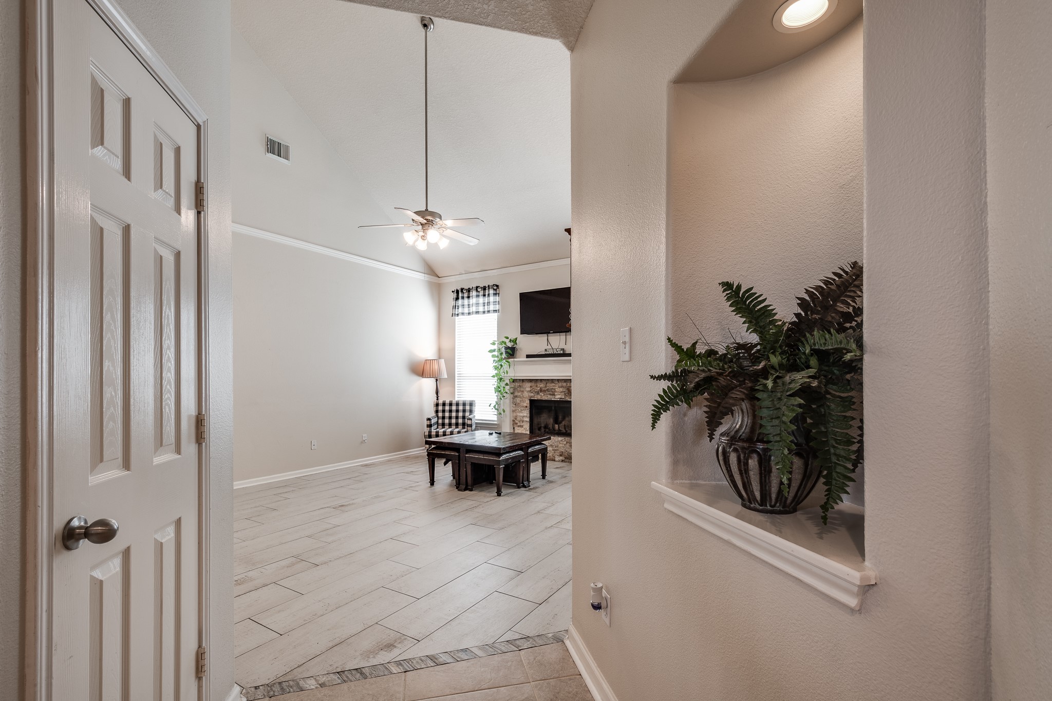 619 Harbor Mist Drive Property Photo 10
