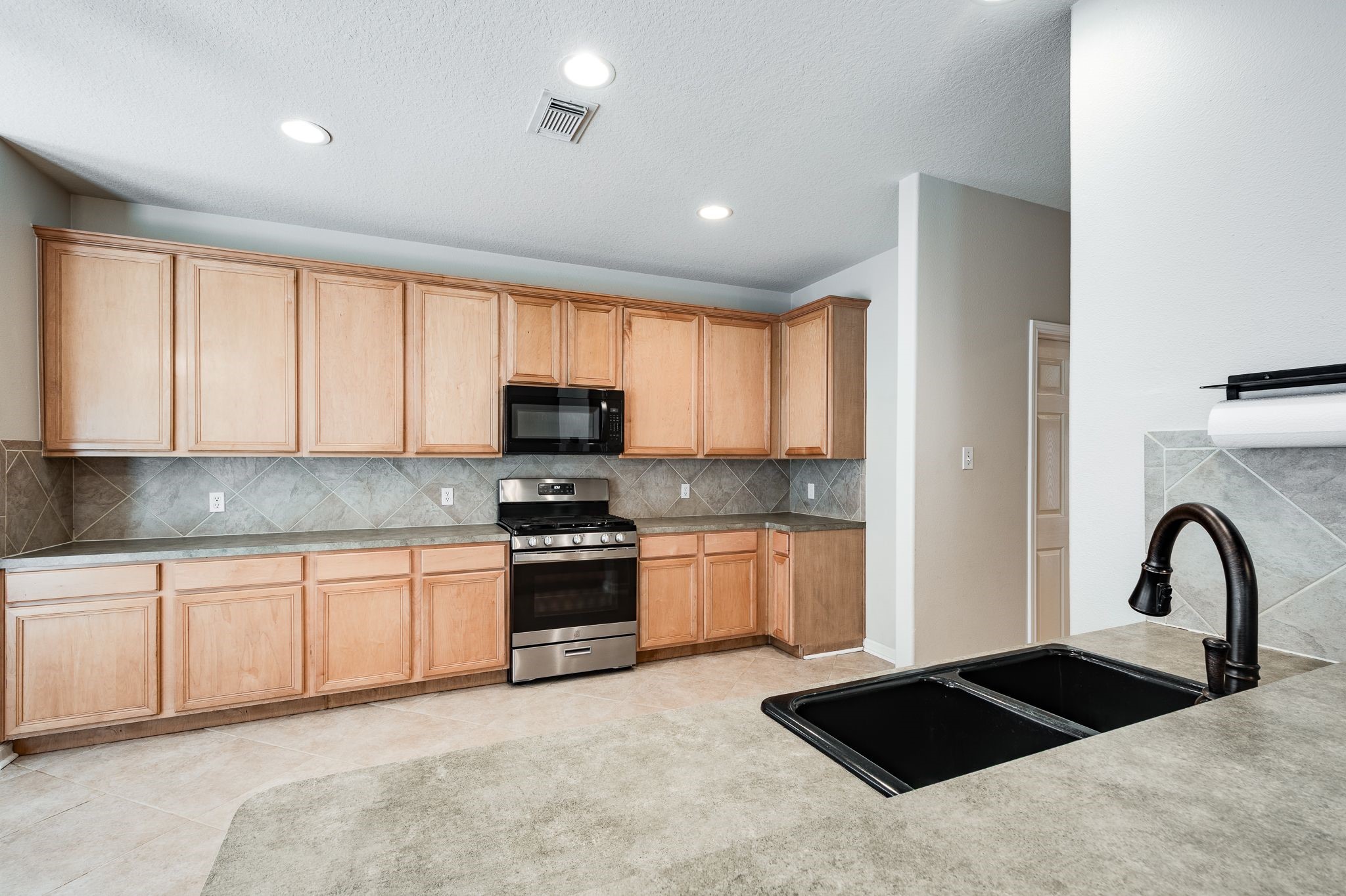 619 Harbor Mist Drive Property Photo 14