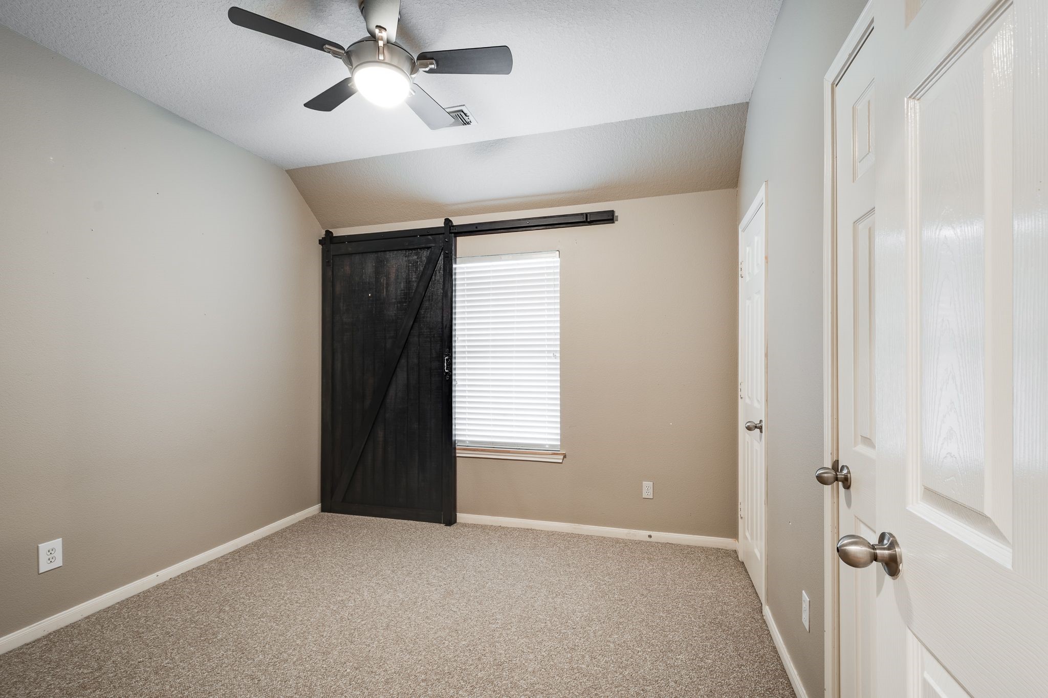 619 Harbor Mist Drive Property Photo 31