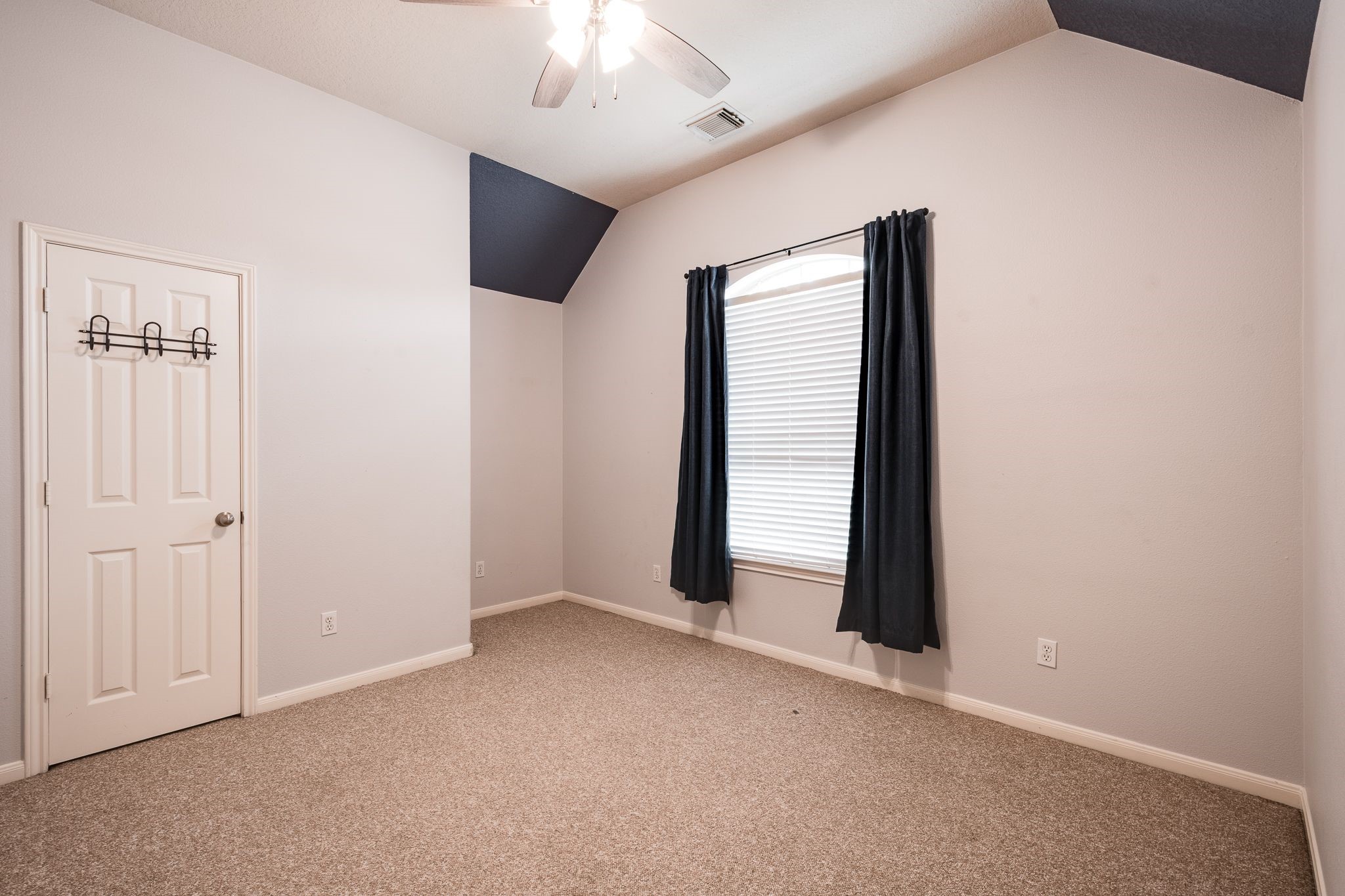 619 Harbor Mist Drive Property Photo 32