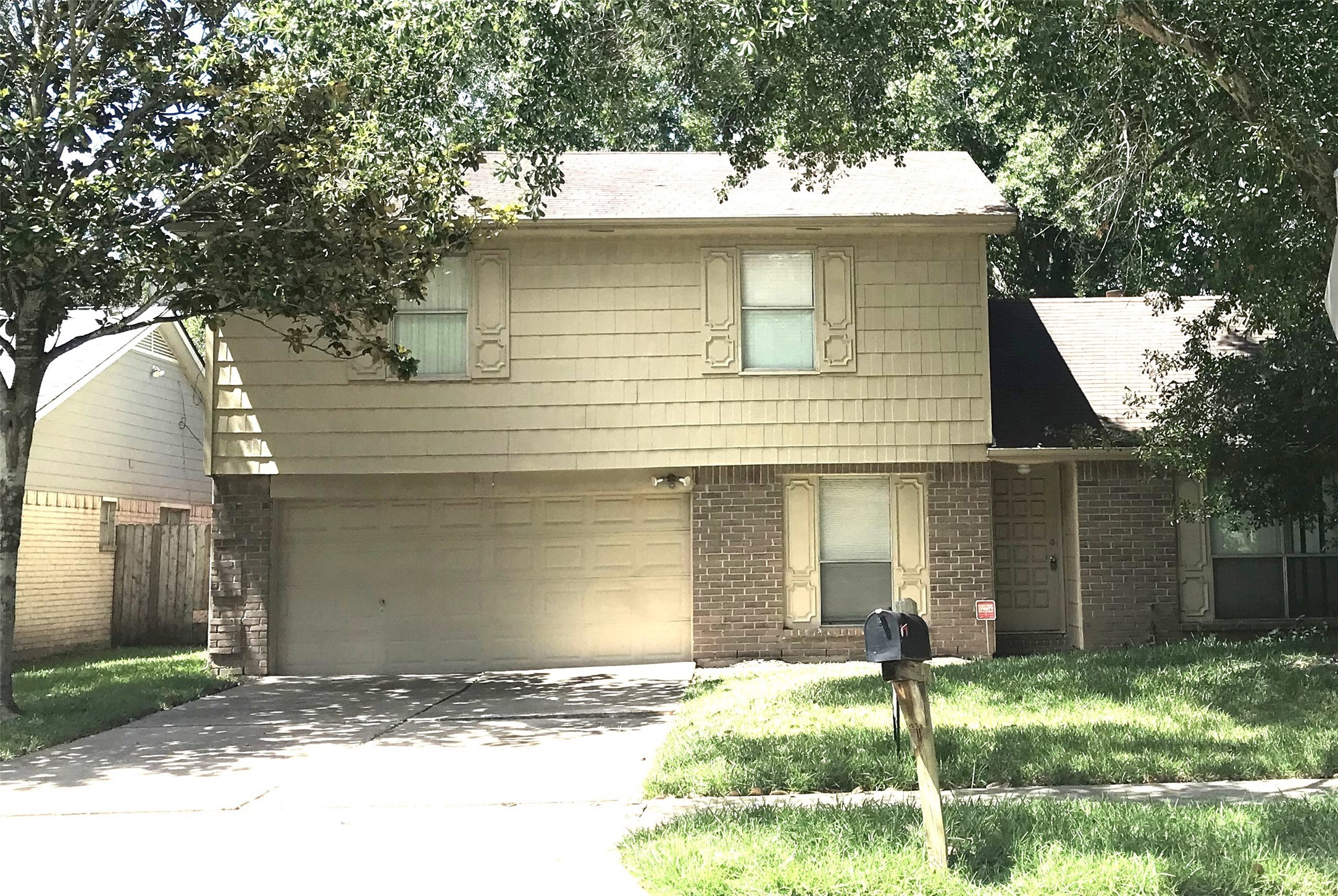 614 Live Oak Drive Property Photo 1