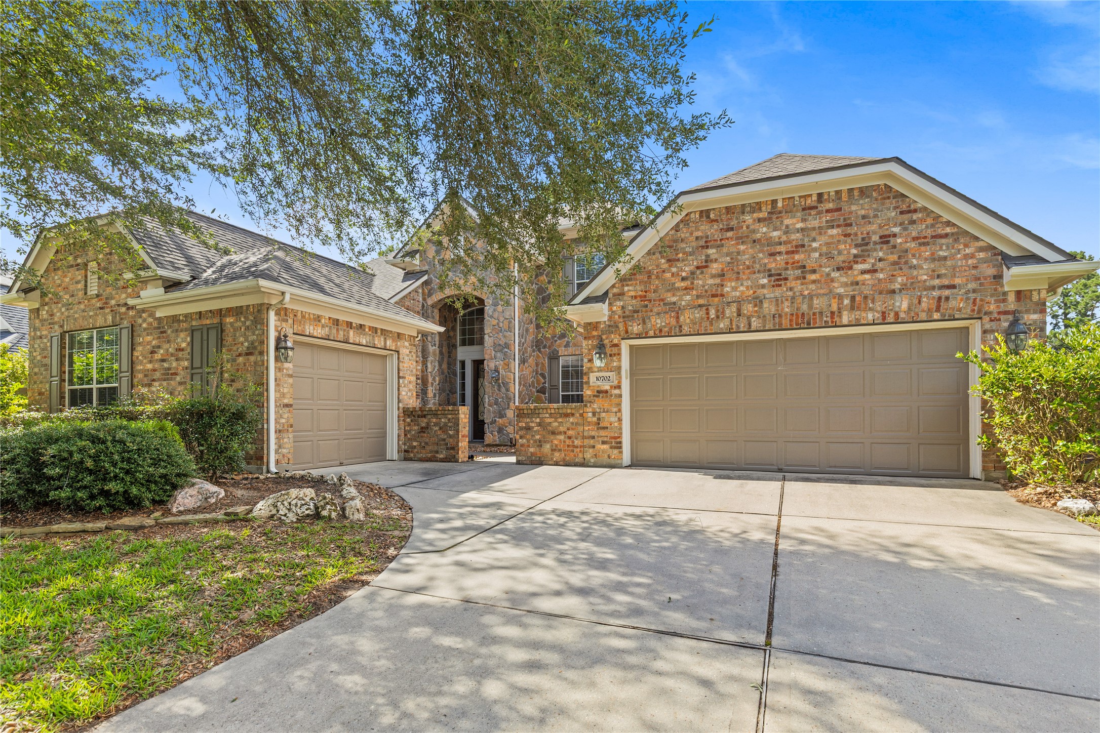 10702 Winding Green Drive Property Photo 1