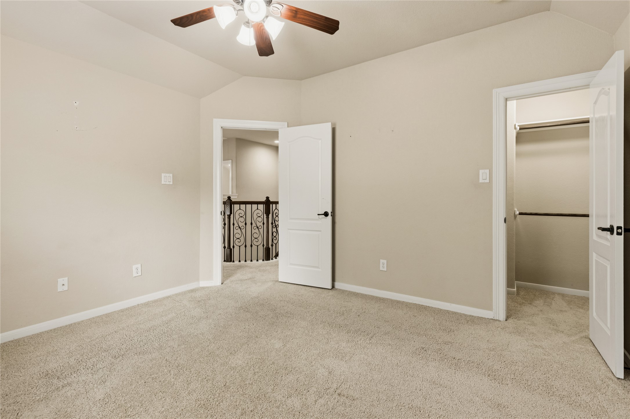 10702 Winding Green Drive Property Photo 37