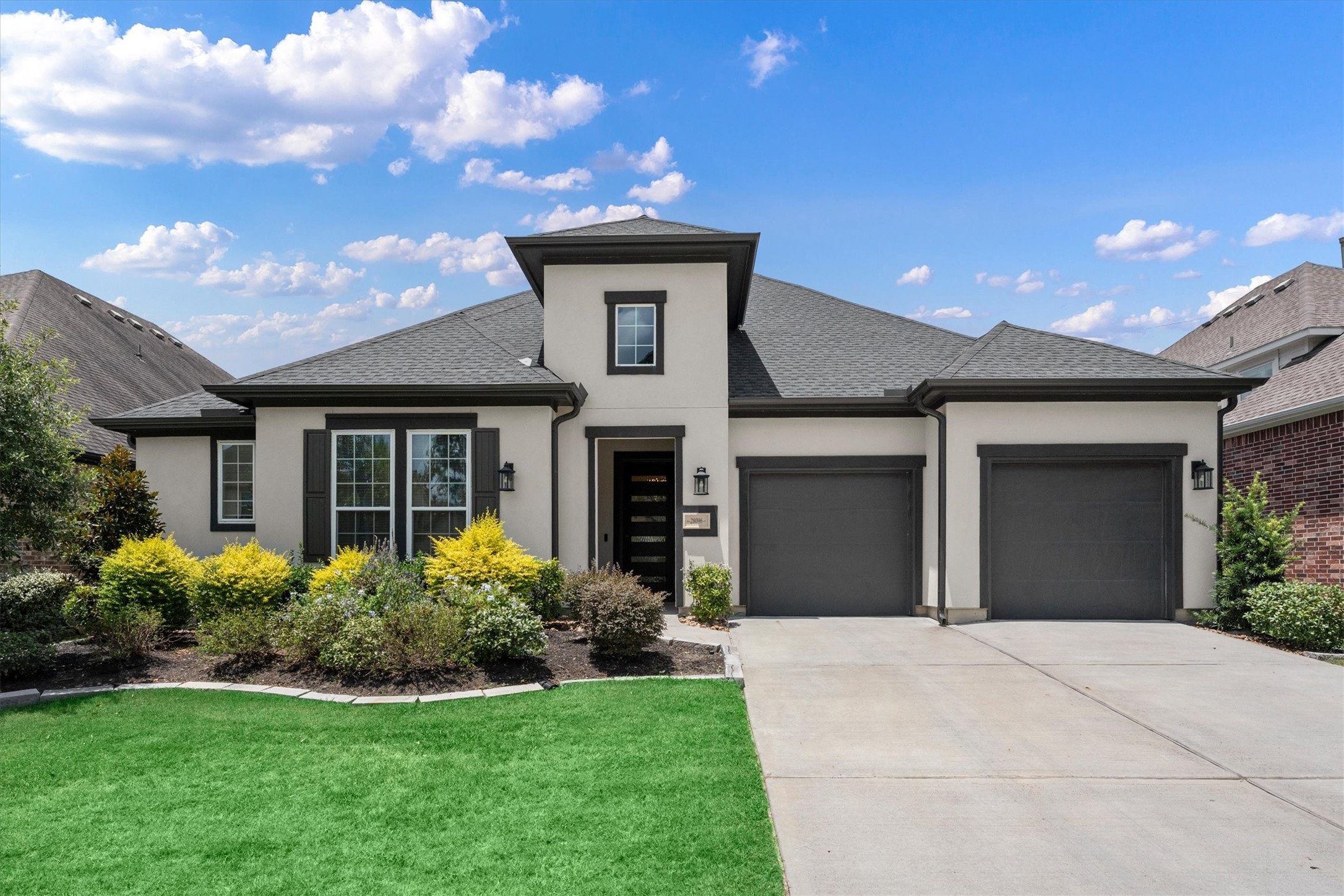 28096 Woodland Bend Way Property Photo 1