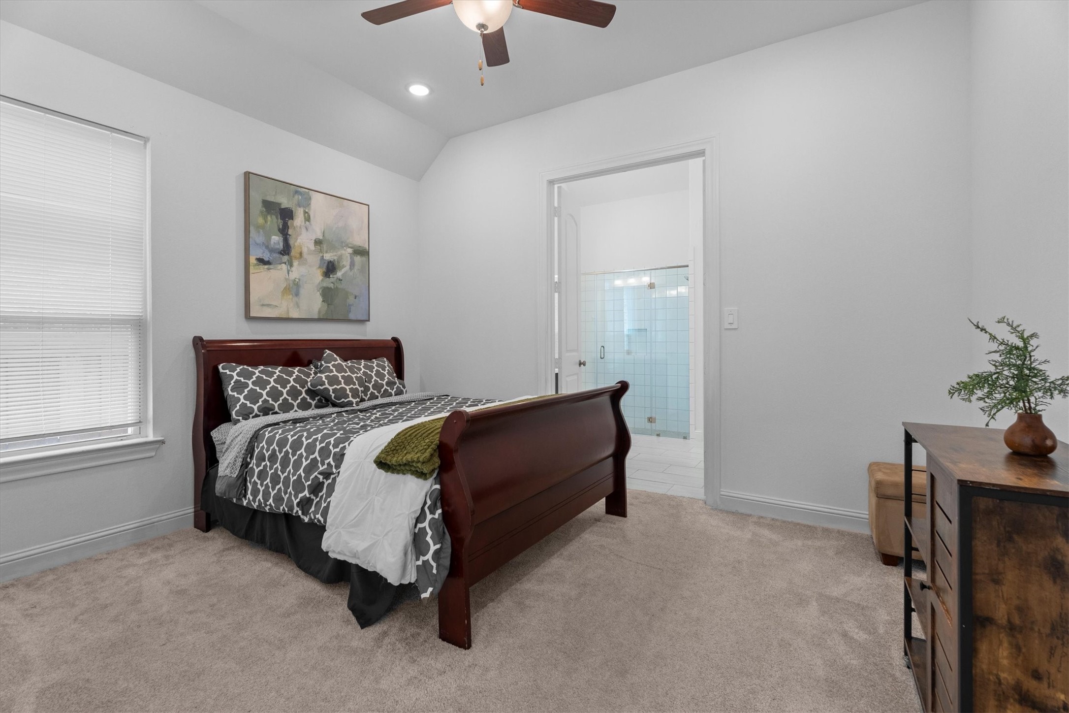 28096 Woodland Bend Way Property Photo 13