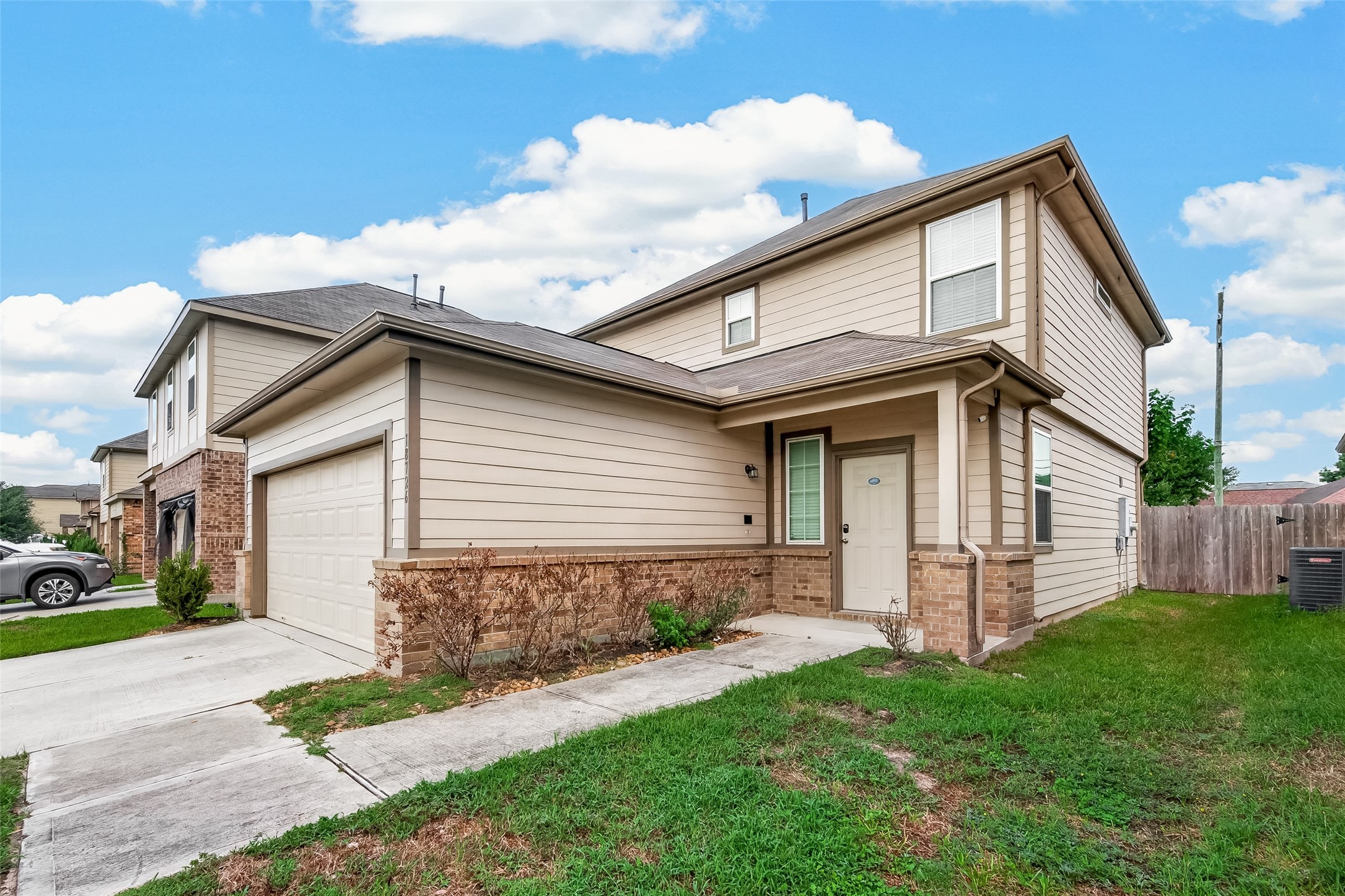 18726 Brisbane Creek Court Property Photo 2