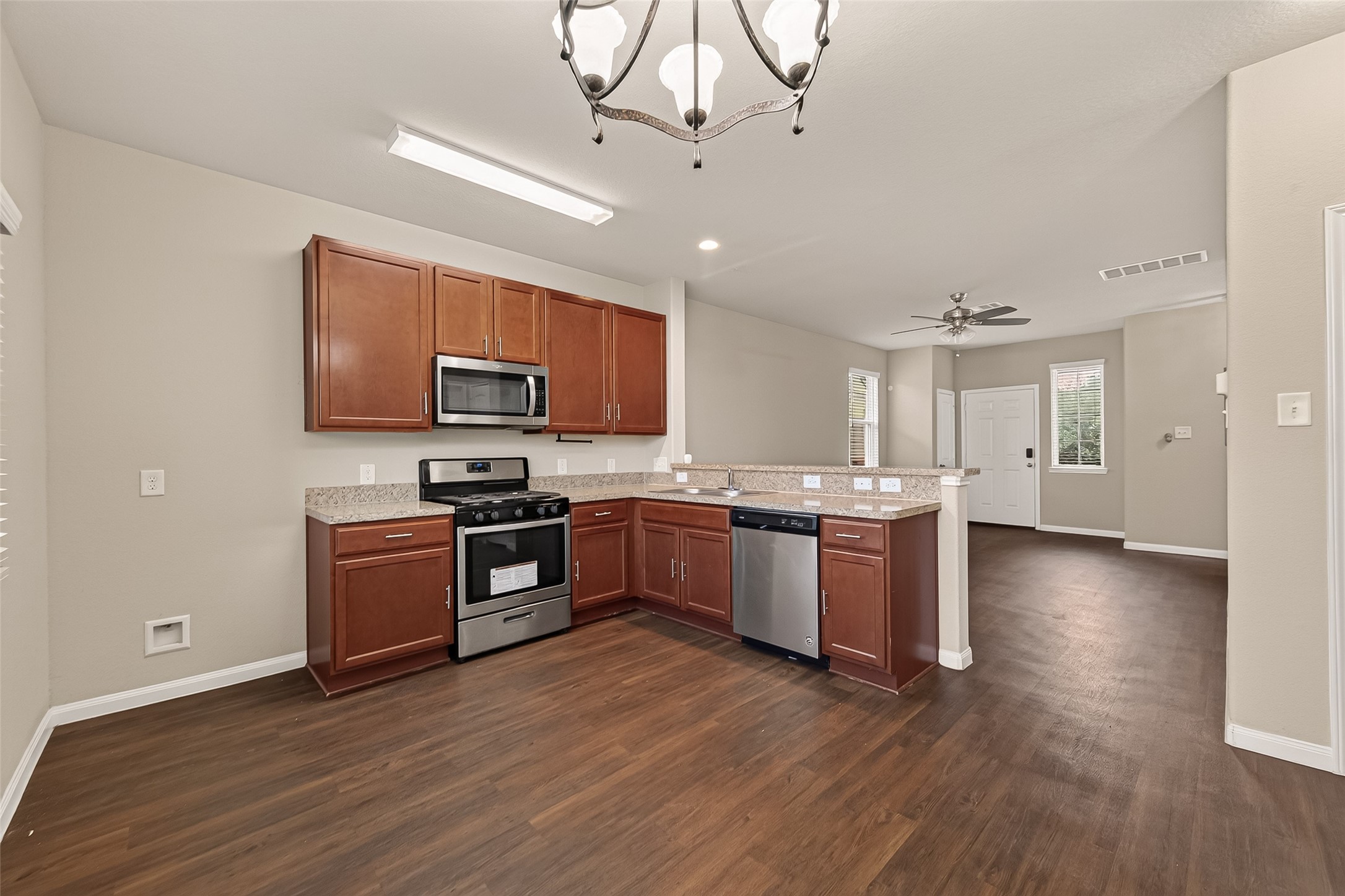 18726 Brisbane Creek Court Property Photo 7