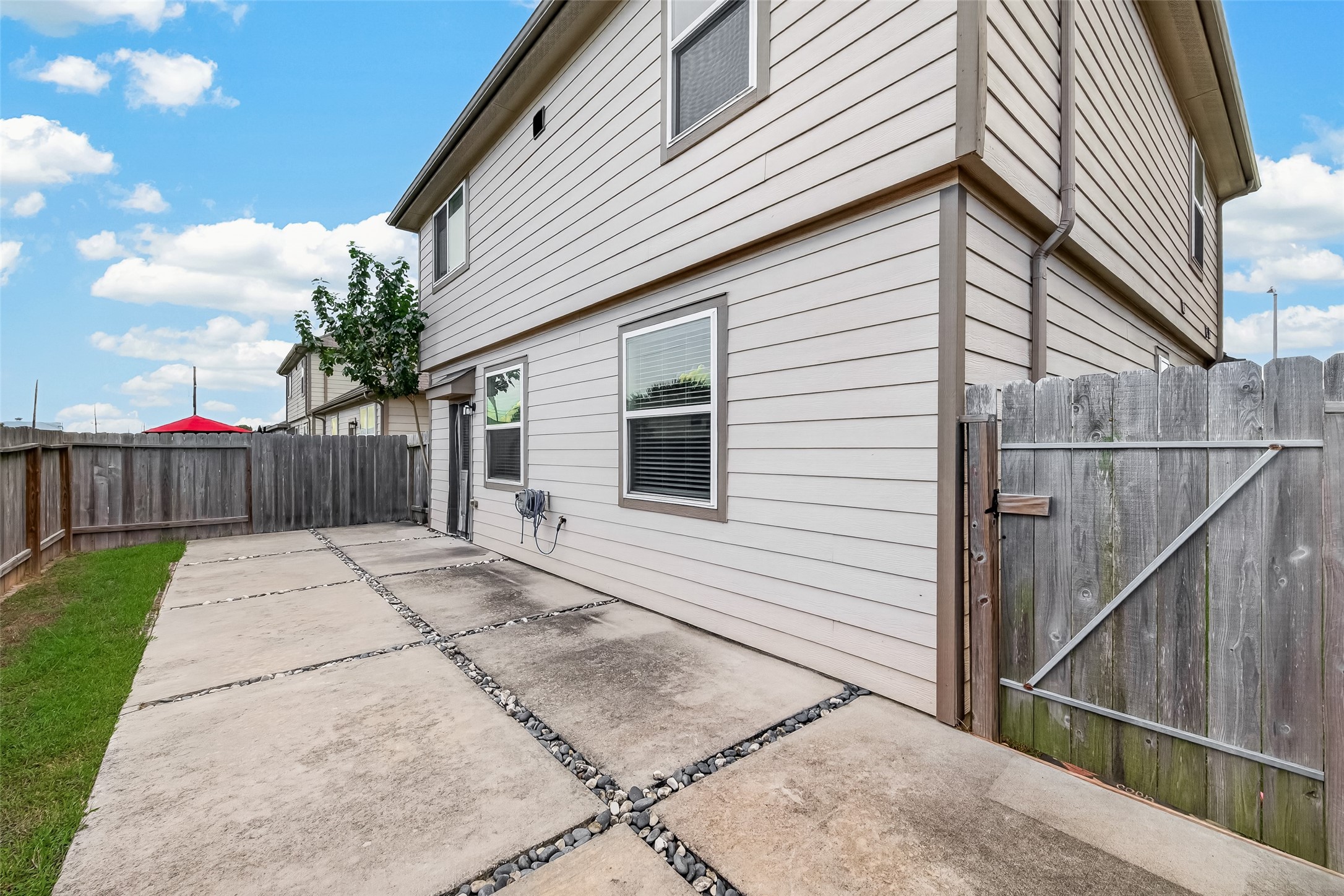 18726 Brisbane Creek Court Property Photo 23