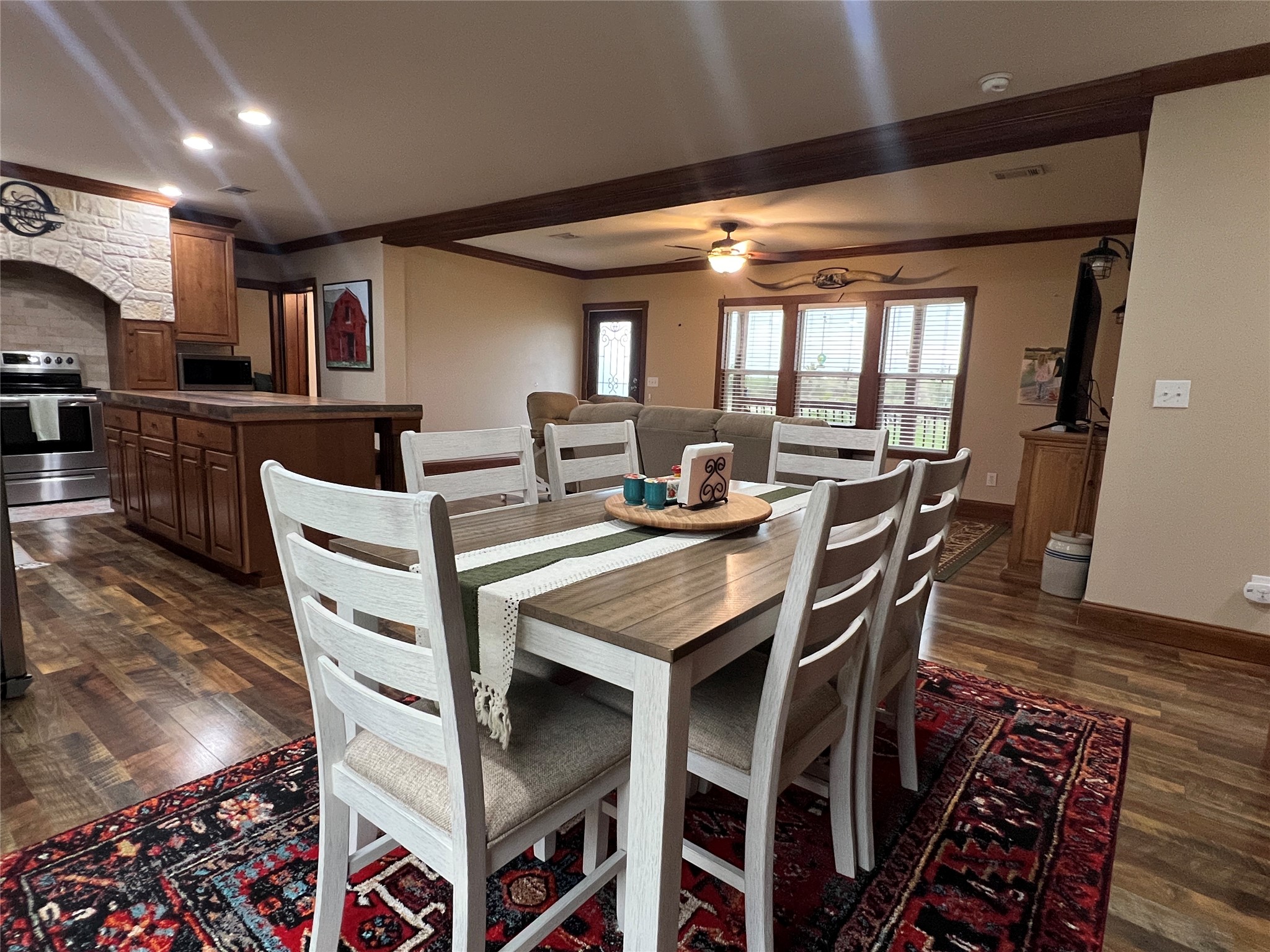 1385 Bego Road Property Photo 14