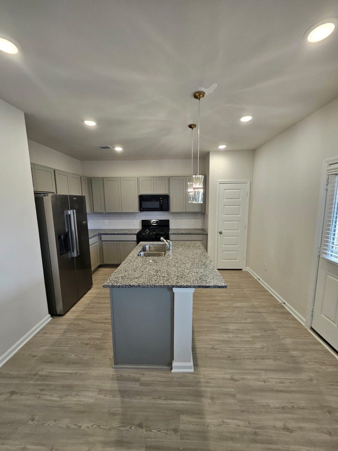 3306 Morning Fog Drive Property Photo 14