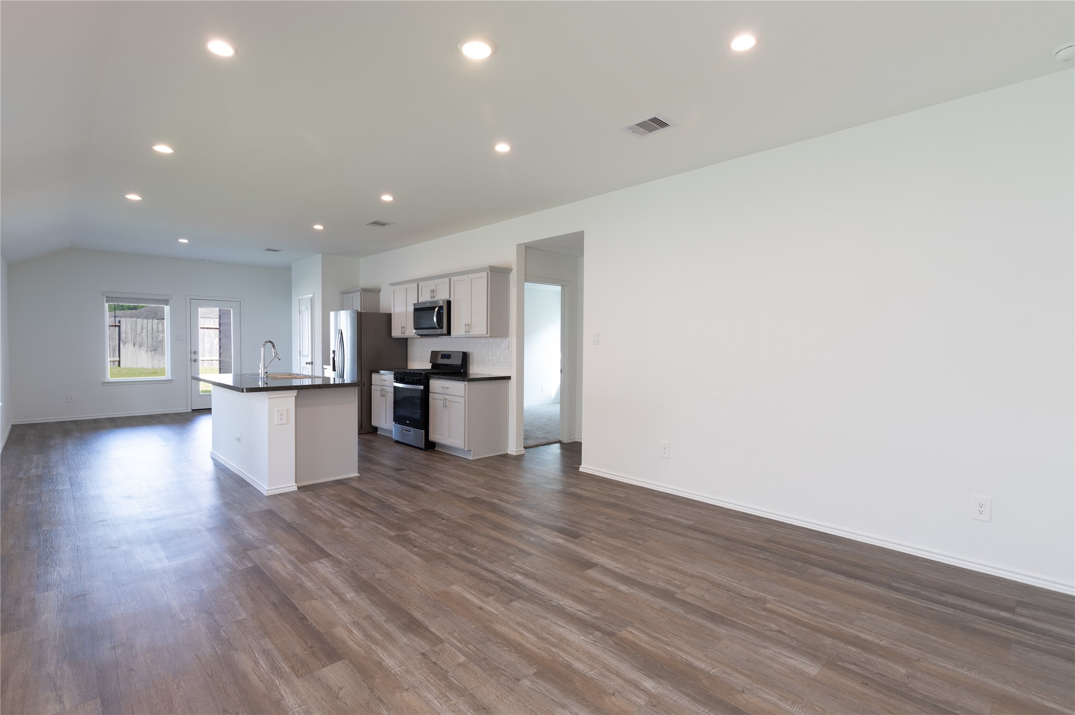 24330 Saddlestone Green Drive Property Photo 6